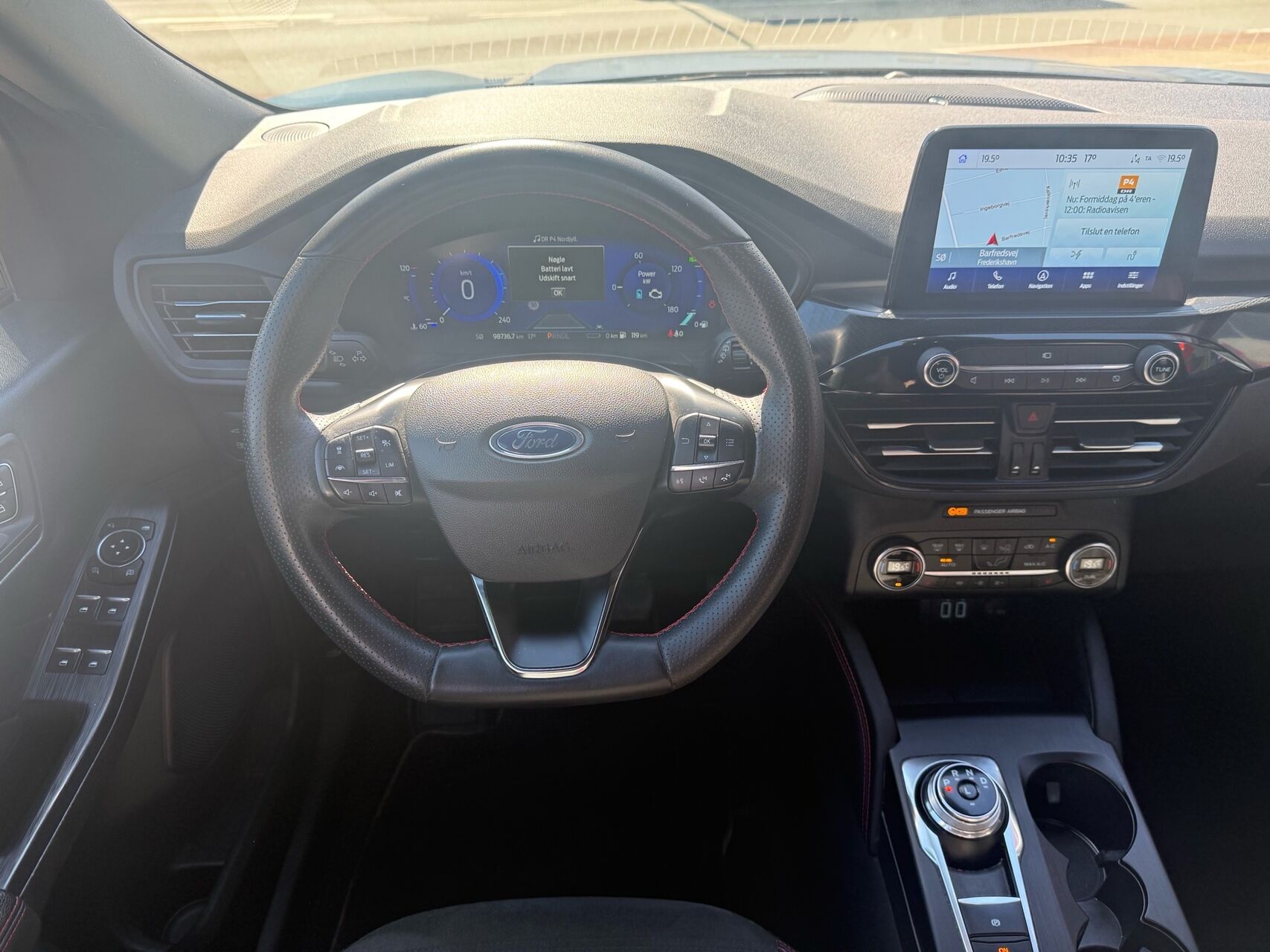Billede af Ford Kuga 2,5 Plugin-hybrid ST-Line X CVT 225HK 5d Trinl. Gear
