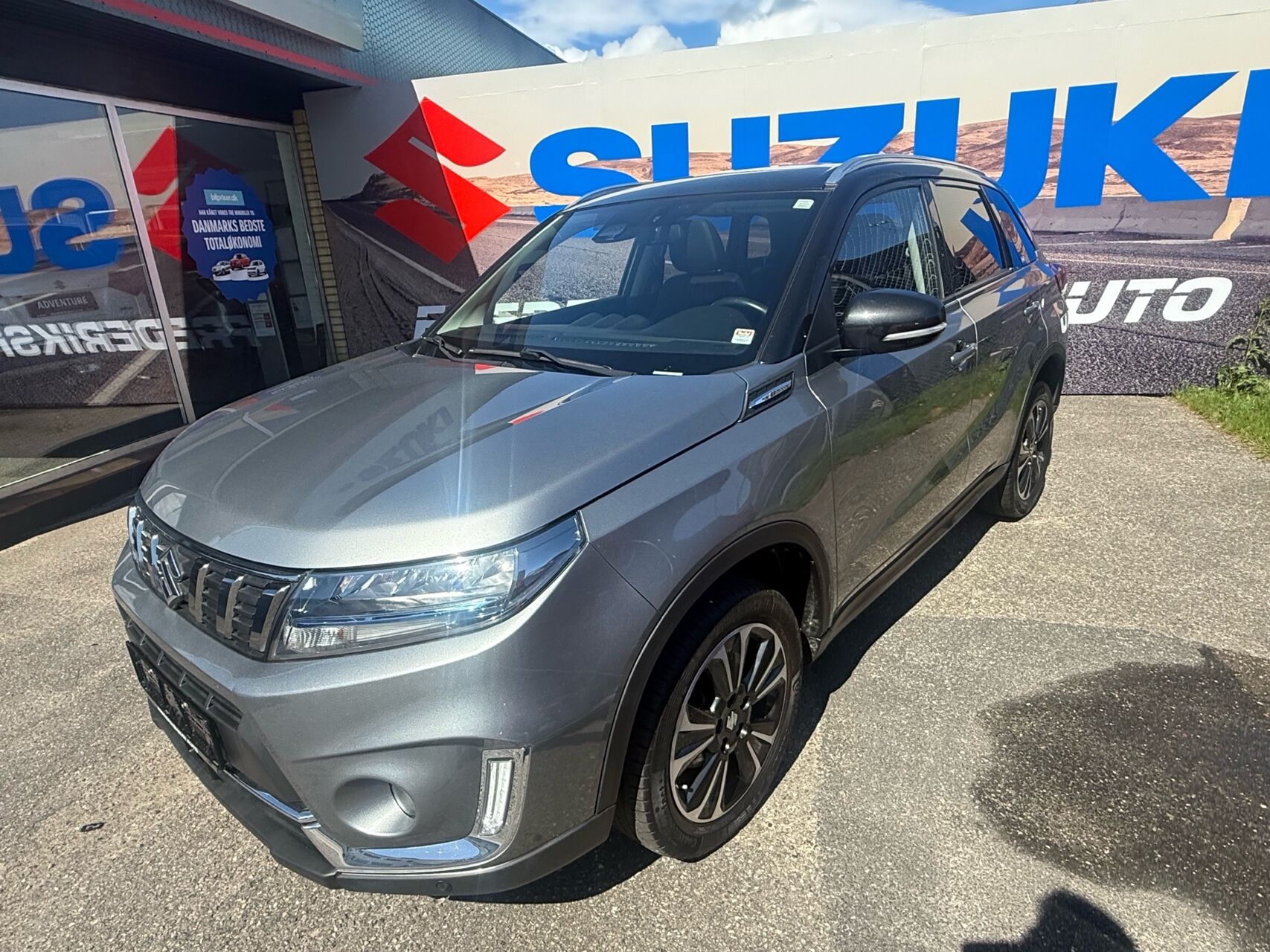 Billede af Suzuki Vitara 1,4 Boosterjet  Mild hybrid Adventure AllGrip 129HK 5d 6g Aut.