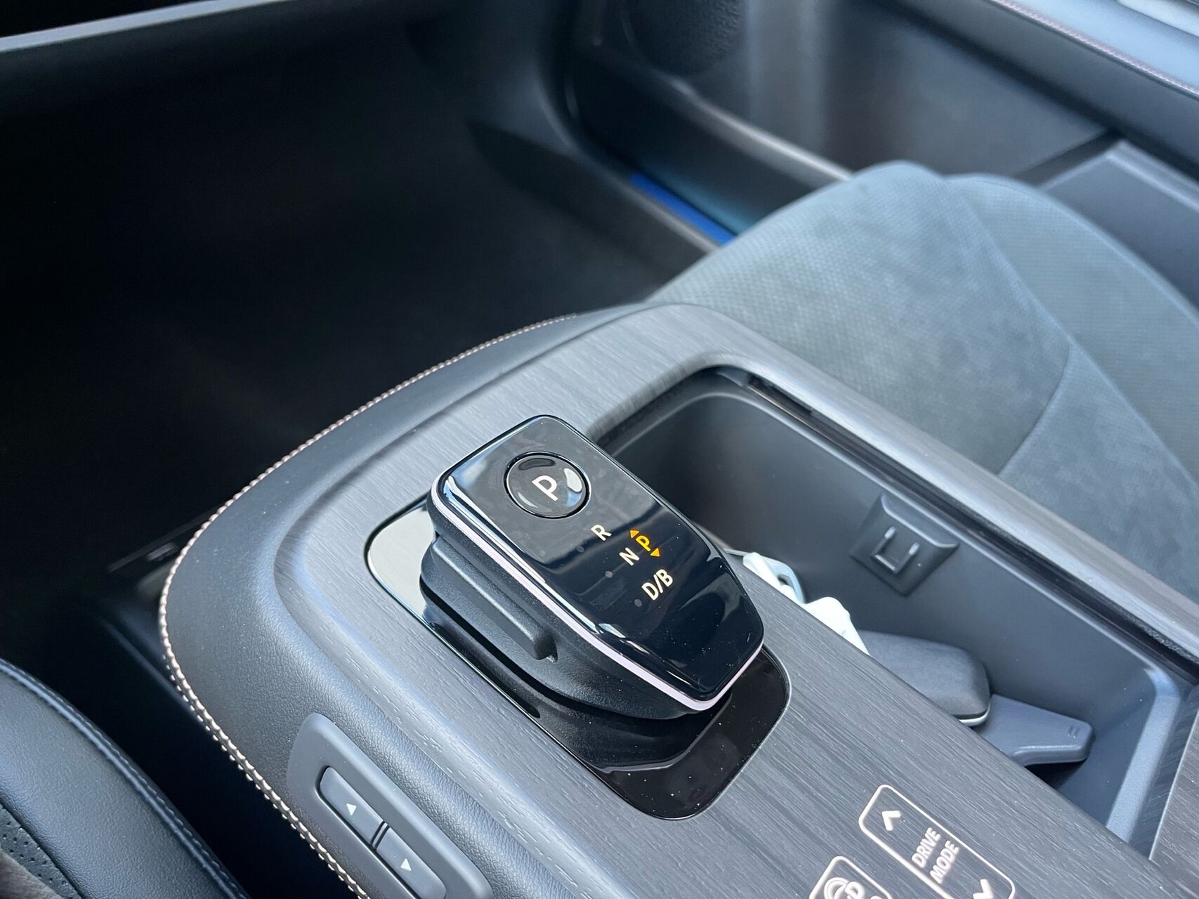 Billede af Nissan Ariya EL Evolve e-4orce 301HK 5d Aut.