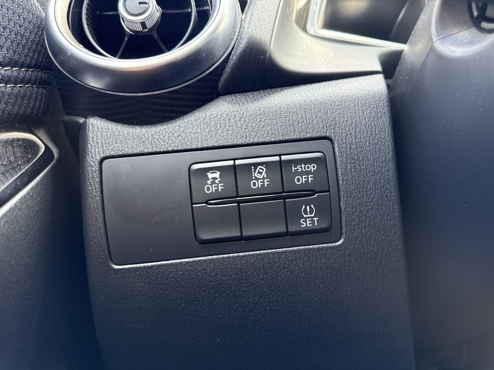 Billede af Mazda 2 1,5 Skyactiv-G Cosmo 90HK 5d 6g Aut.