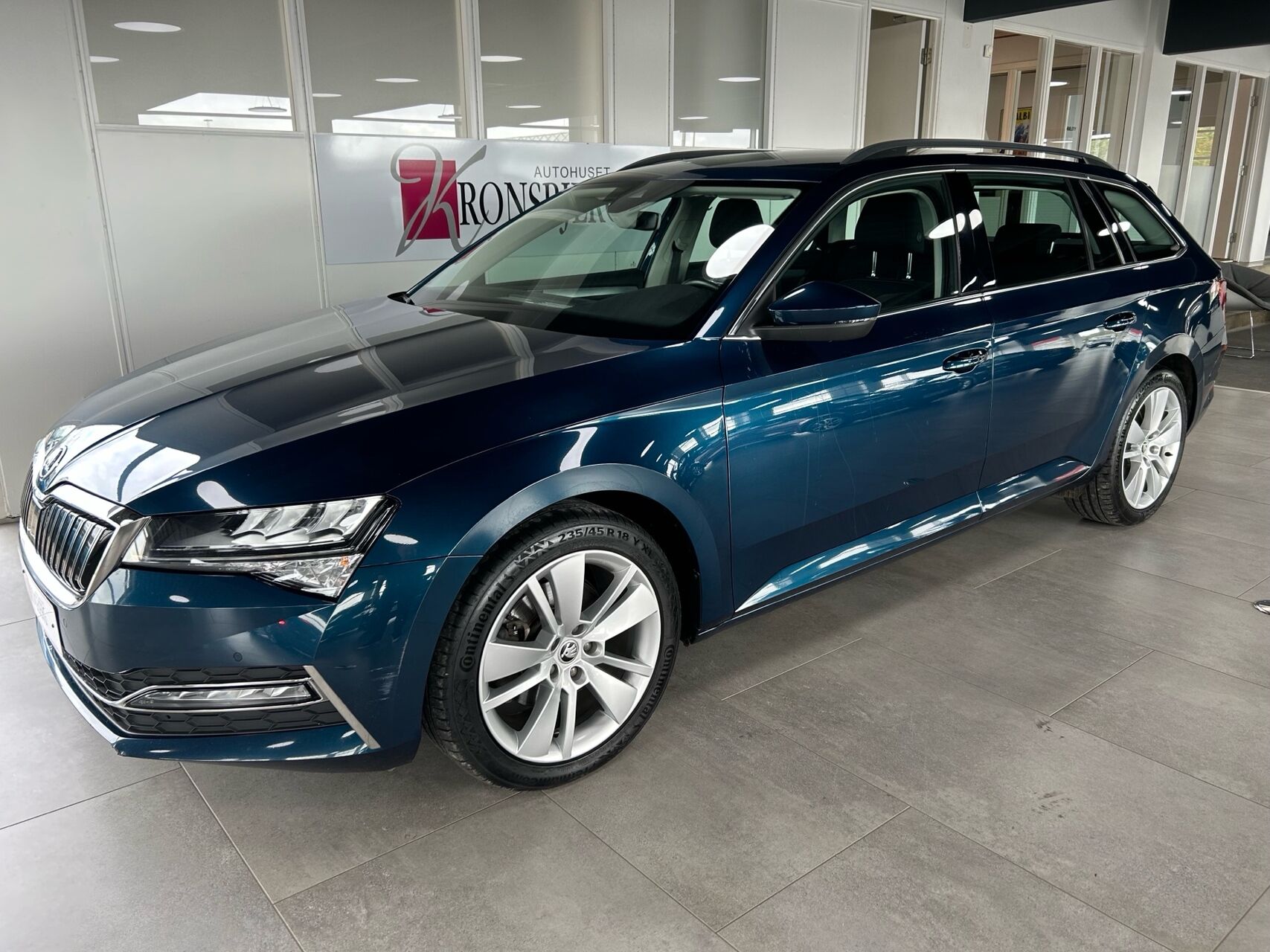 Billede af Skoda Superb Combi 1,4 TSI  Plugin-hybrid iV DSG 218HK Stc 6g Aut.