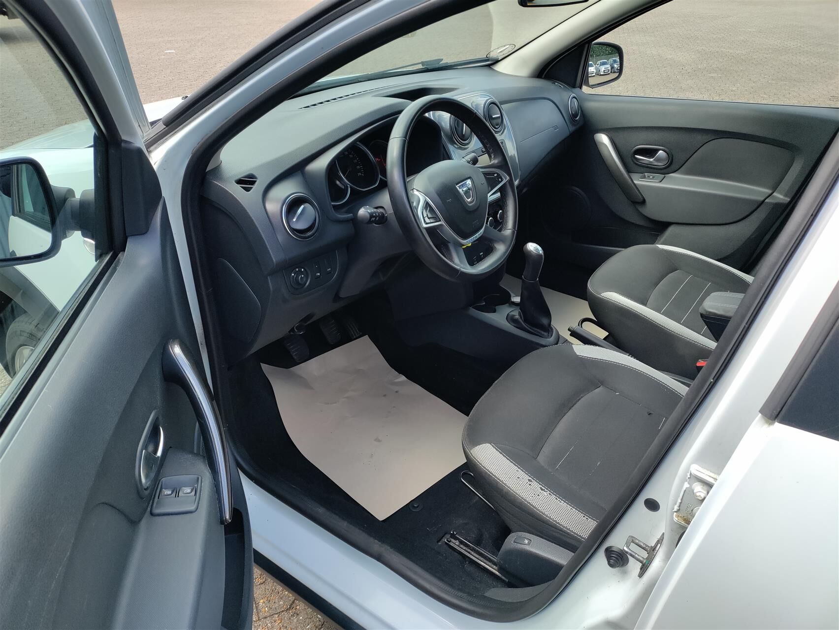 Billede af Dacia Logan 1,5 DCi Stepway Start/Stop 90HK