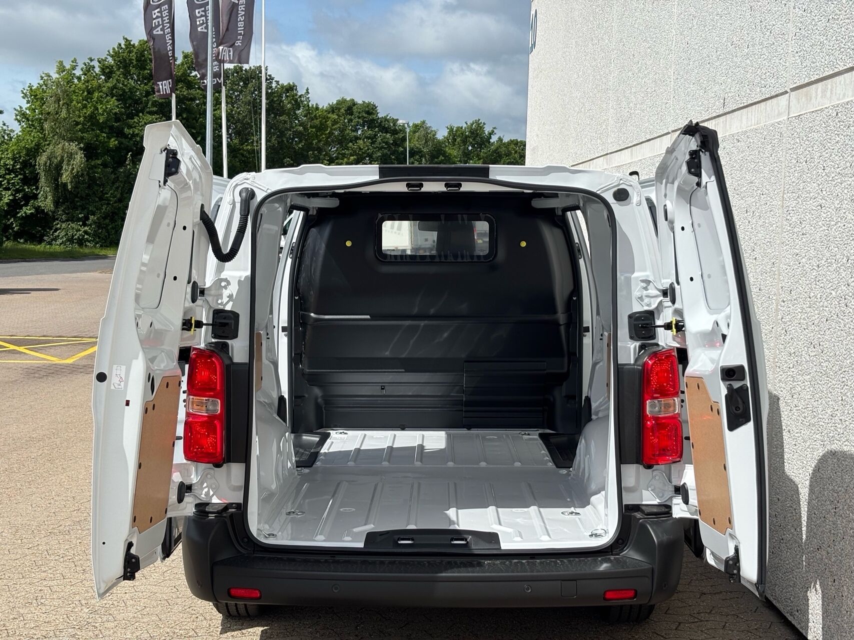 Billede af Fiat E-Scudo L3H1 EL Pro 136HK Van Aut.