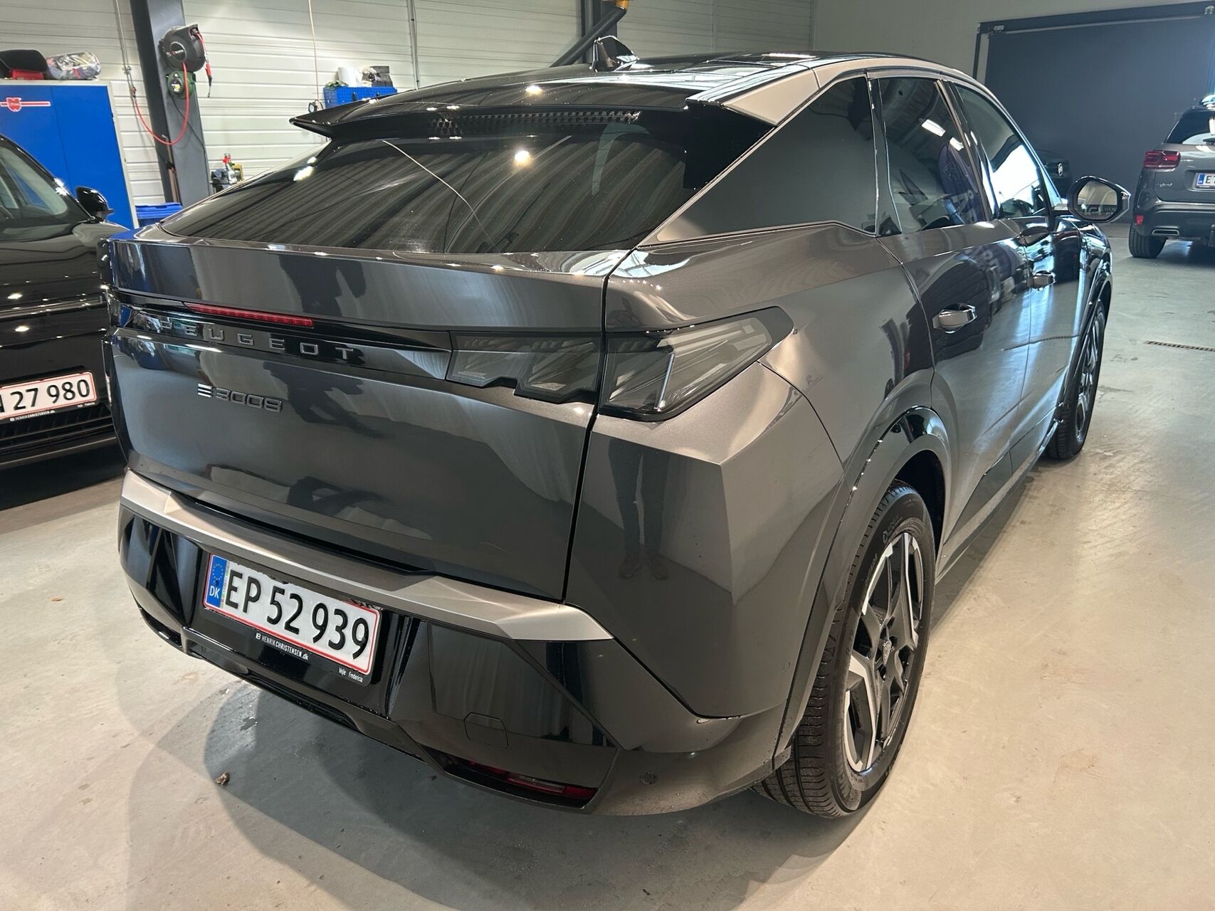 Billede af Peugeot e-3008 EL GT Pack 210HK 5d Aut.