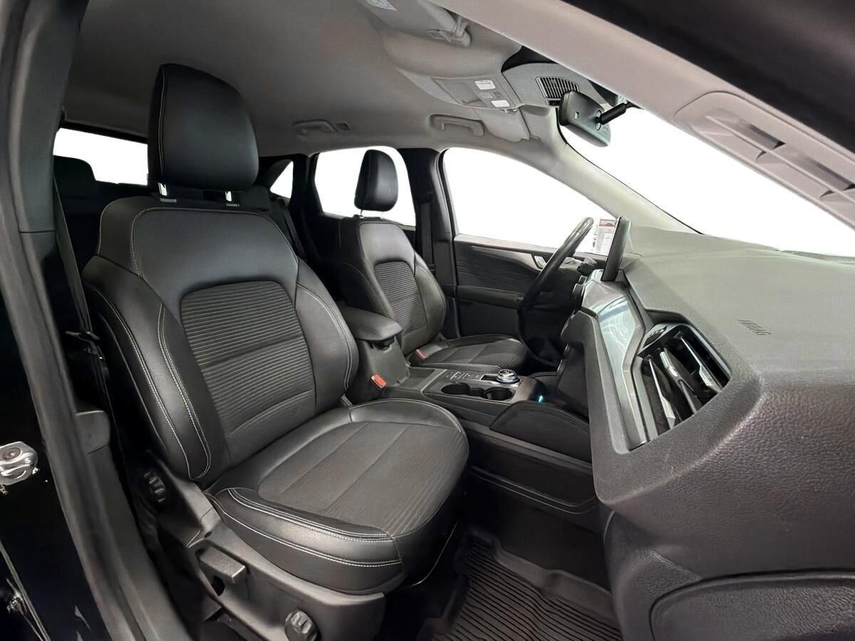 Billede af Ford Kuga 2,5 Plugin-hybrid Titanium X CVT 225HK 5d Trinl. Gear
