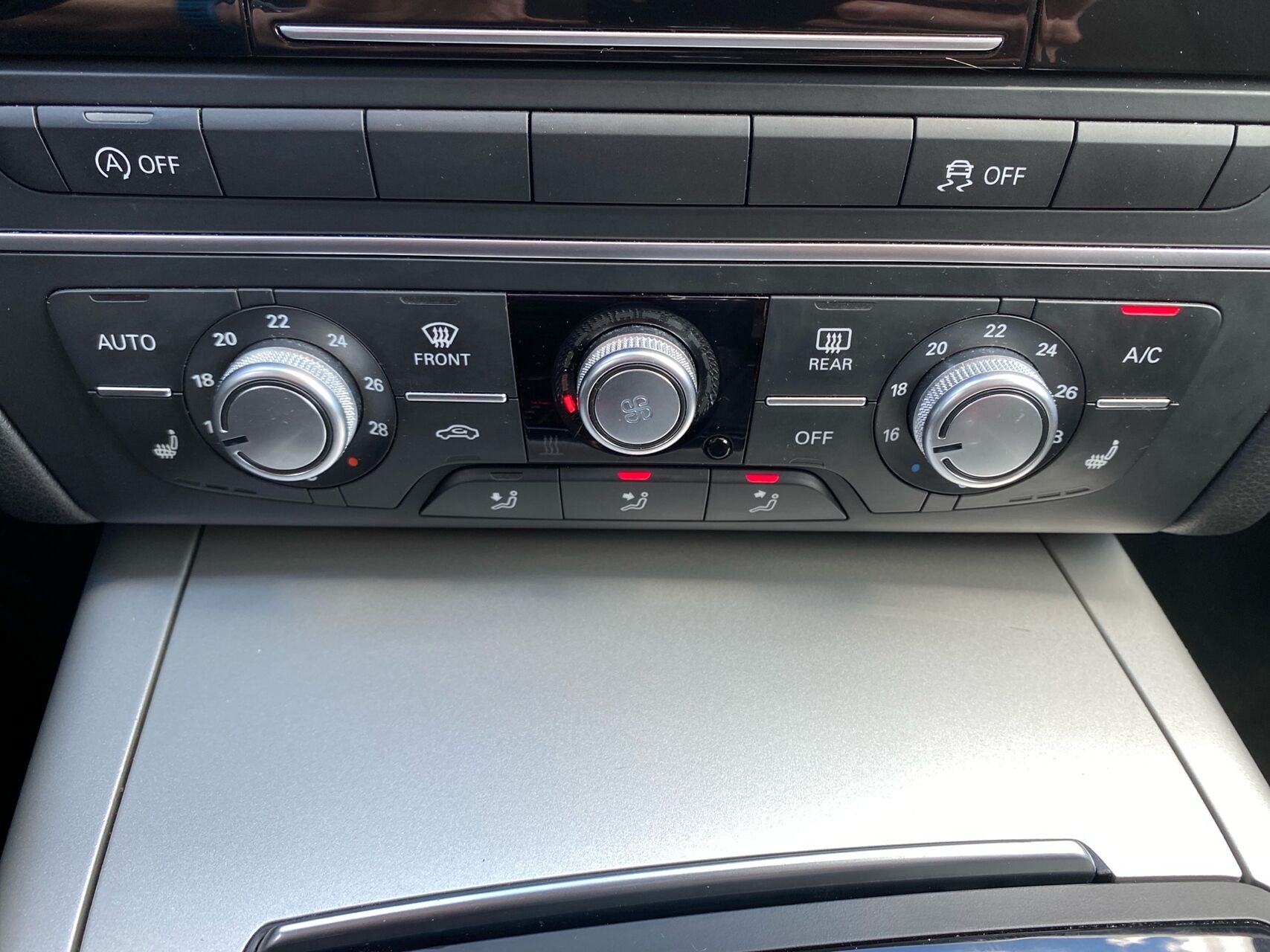 Billede af Audi A6 Avant 3,0 TDI S Tronic 218HK Stc 7g Aut.