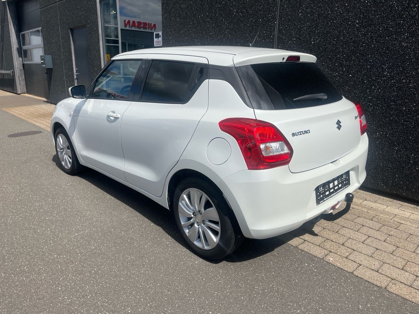 Billede af Suzuki Swift 1,2 Dualjet Action AEB CVT 90HK 5d Aut.