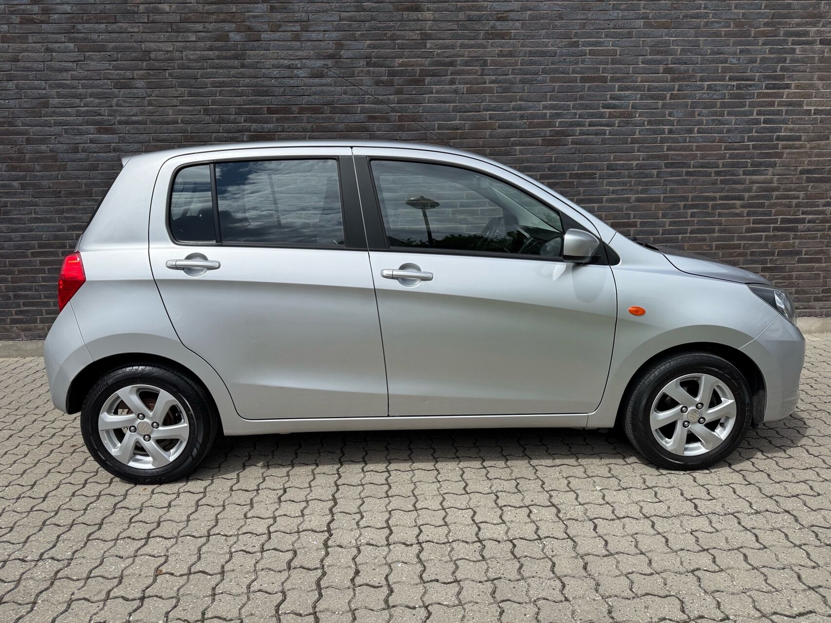 Billede af Suzuki Celerio 1,0 Dualjet 12V Exclusive 68HK 5d