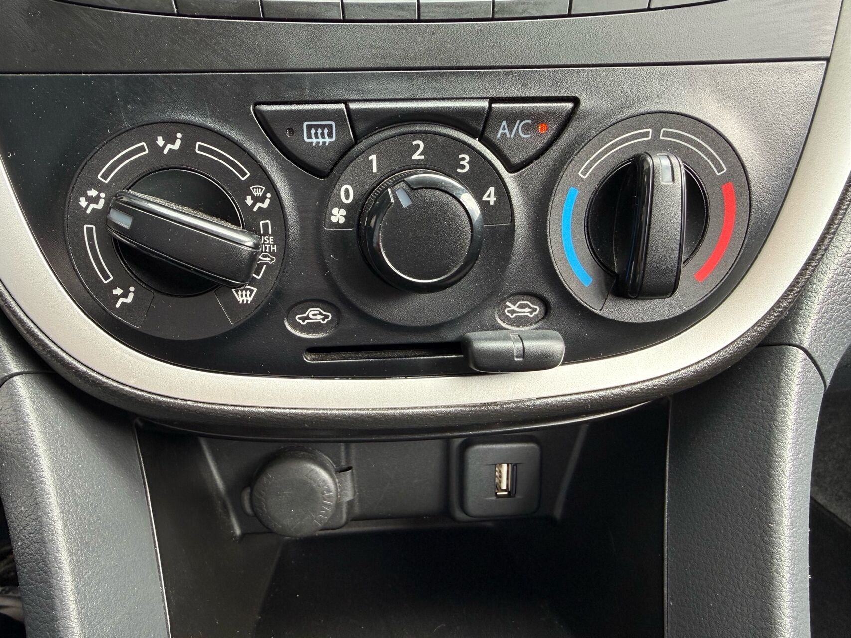 Billede af Suzuki Celerio 1,0 Dualjet 12V Exclusive 68HK 5d