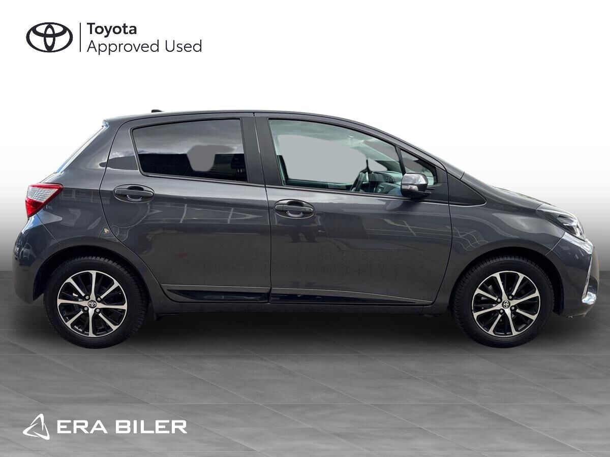 Billede af Toyota Yaris 1,5 VVT-I T3 Smartpakke Multidrive S 111HK 5d 6g Aut.