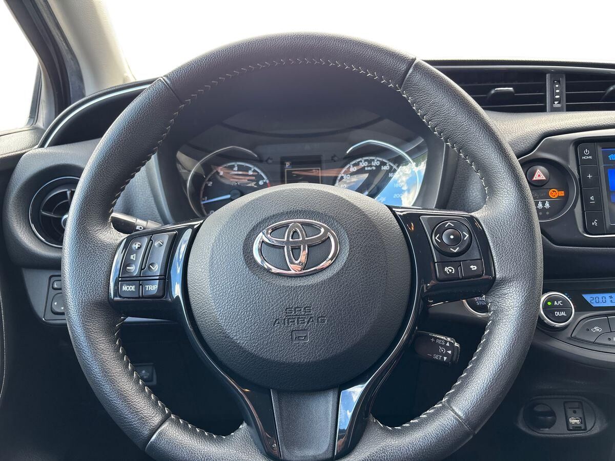 Billede af Toyota Yaris 1,5 VVT-I T3 Smartpakke Multidrive S 111HK 5d 6g Aut.