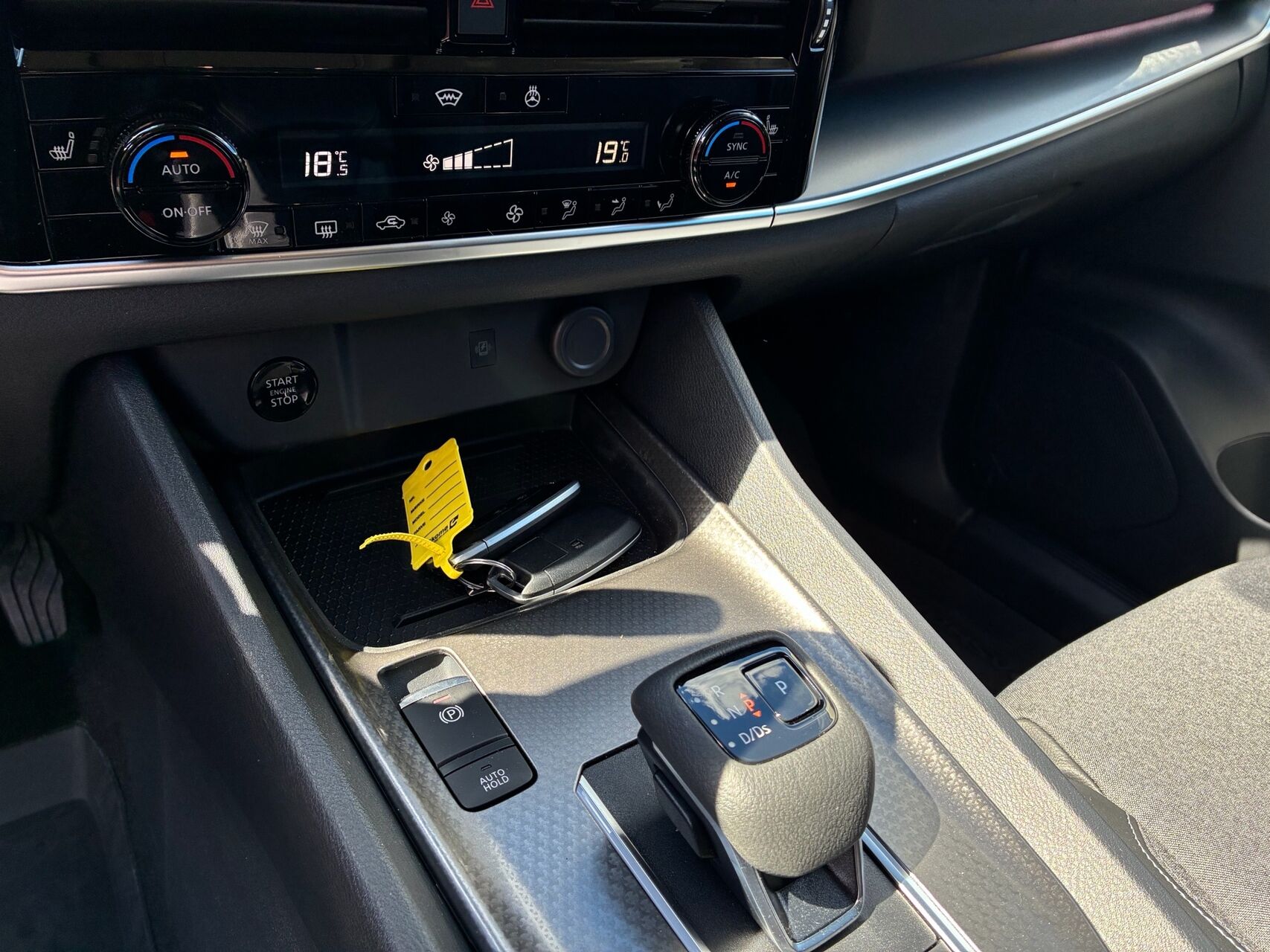 Billede af Nissan Qashqai 1,3 MHEV  Mild hybrid N-Connecta X-Tronic 158HK 5d 7g Aut.