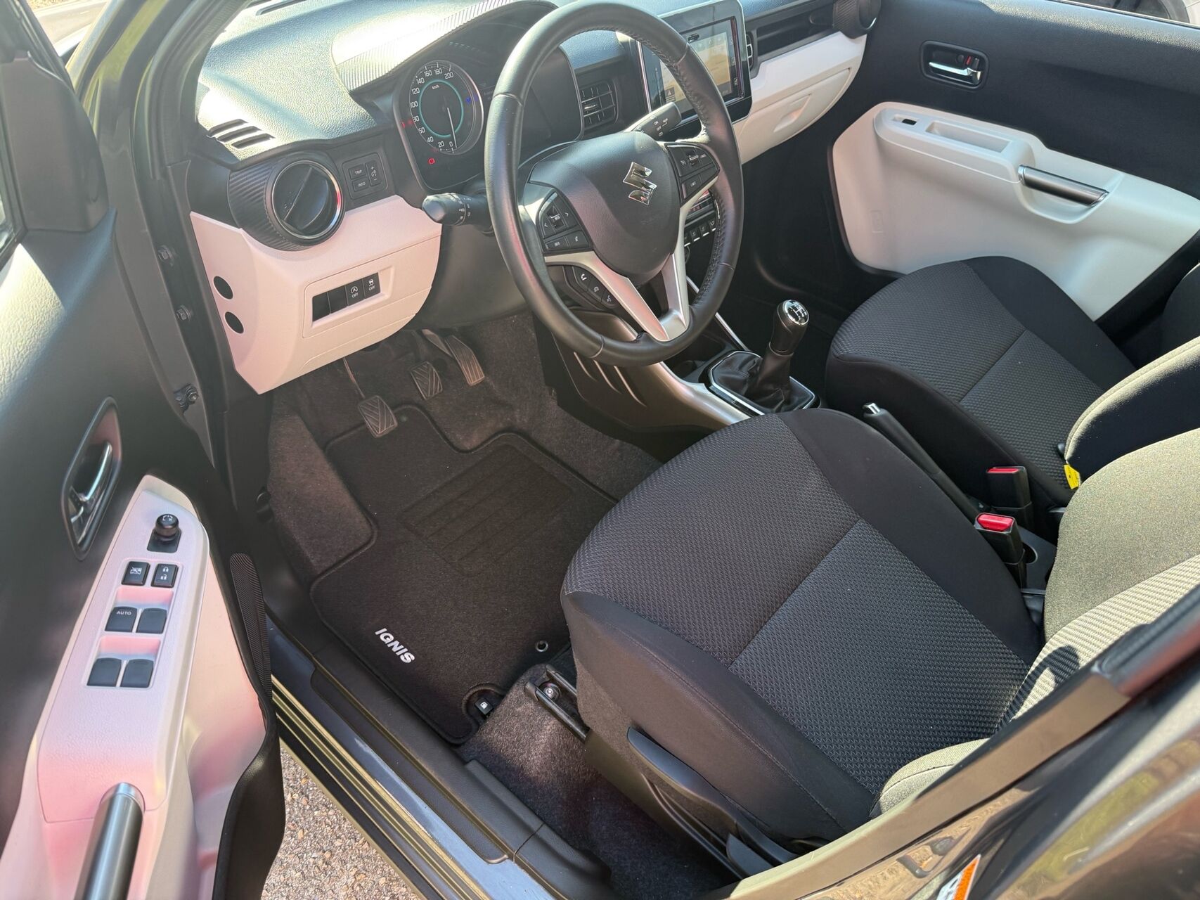 Billede af Suzuki Ignis 1,2 Dualjet  Mild hybrid Adventure 90HK 5d