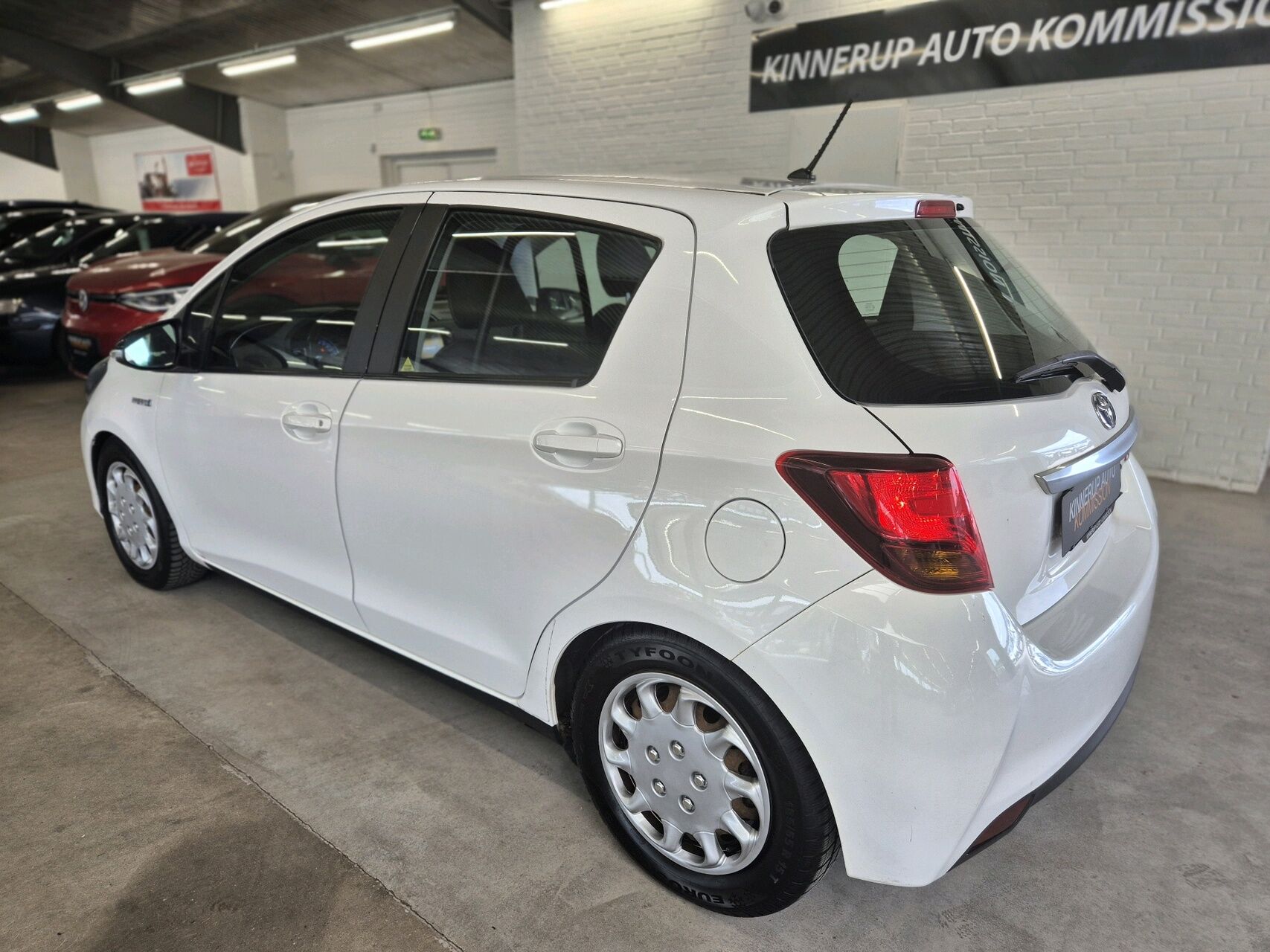 Billede af Toyota Yaris 1,5 Hybrid H2 E-CVT 100HK 5d Trinl. Gear