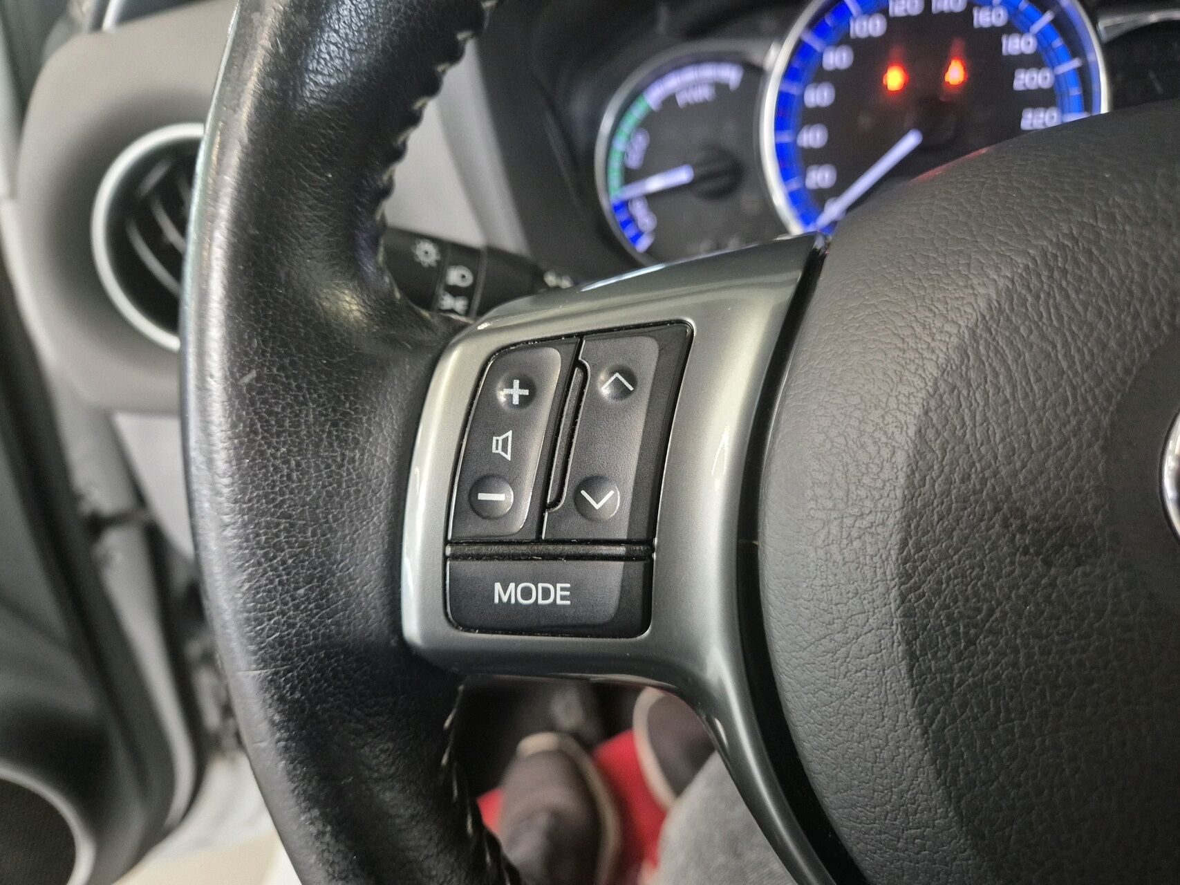 Billede af Toyota Yaris 1,5 Hybrid H2 E-CVT 100HK 5d Trinl. Gear