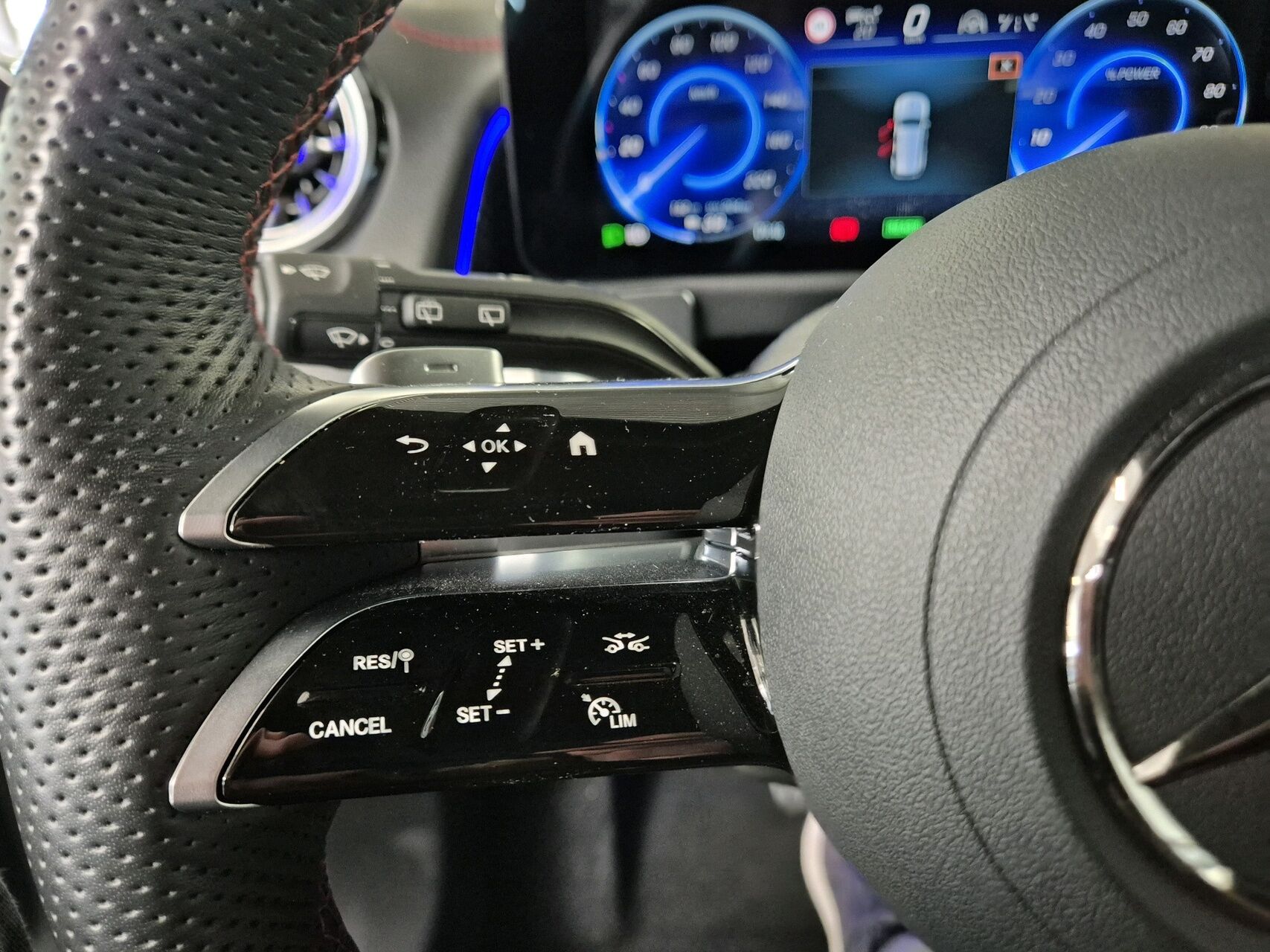 Billede af Mercedes-Benz EQB 250+ EL AMG Premium 190HK 5d Aut.