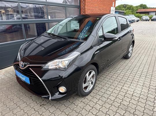 Toyota Yaris 1,5 Hybrid H2 Premium E-CVT 100HK 5d Trinl. Gear