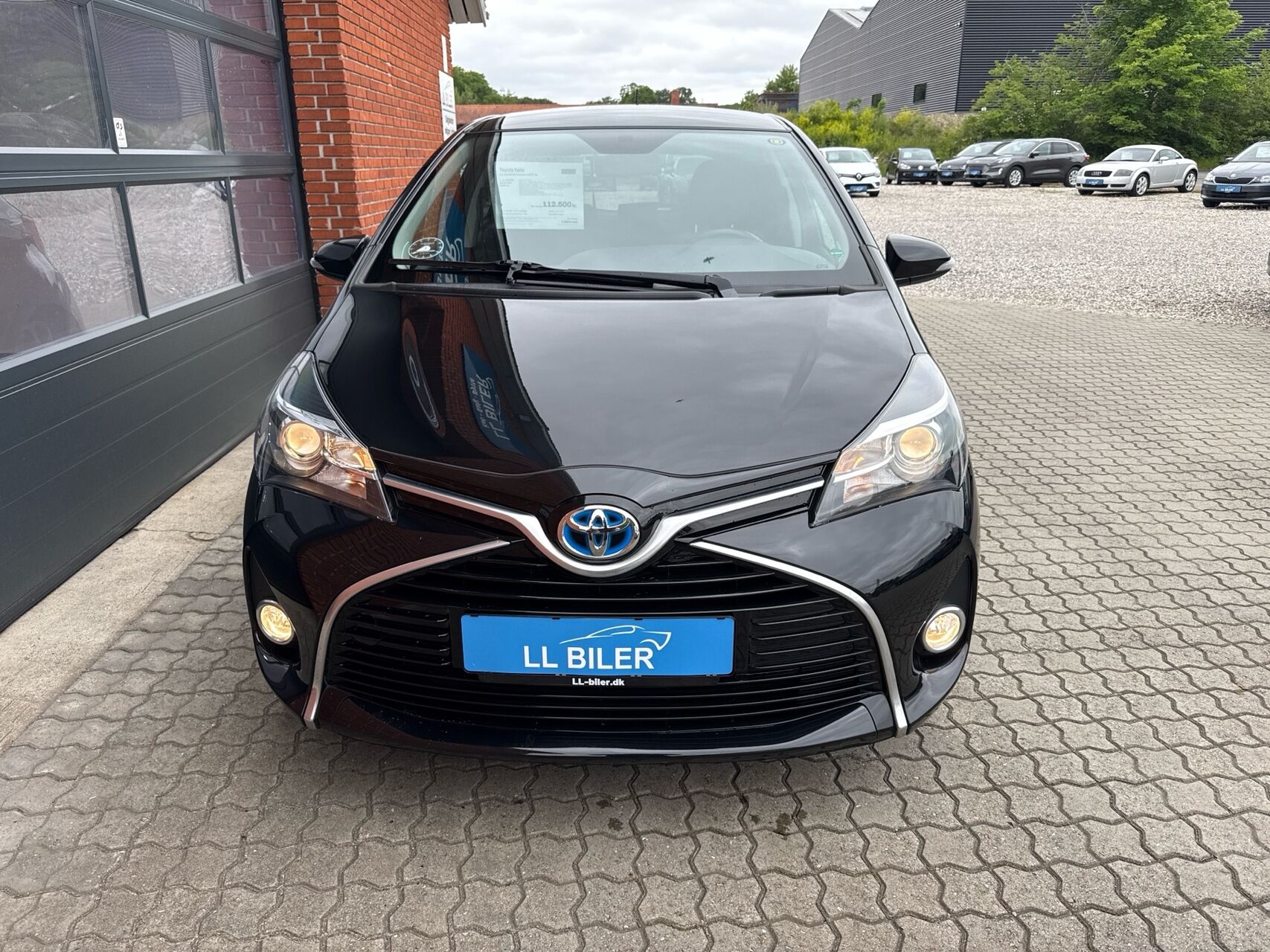 Billede af Toyota Yaris 1,5 Hybrid H2 Premium E-CVT 100HK 5d Trinl. Gear