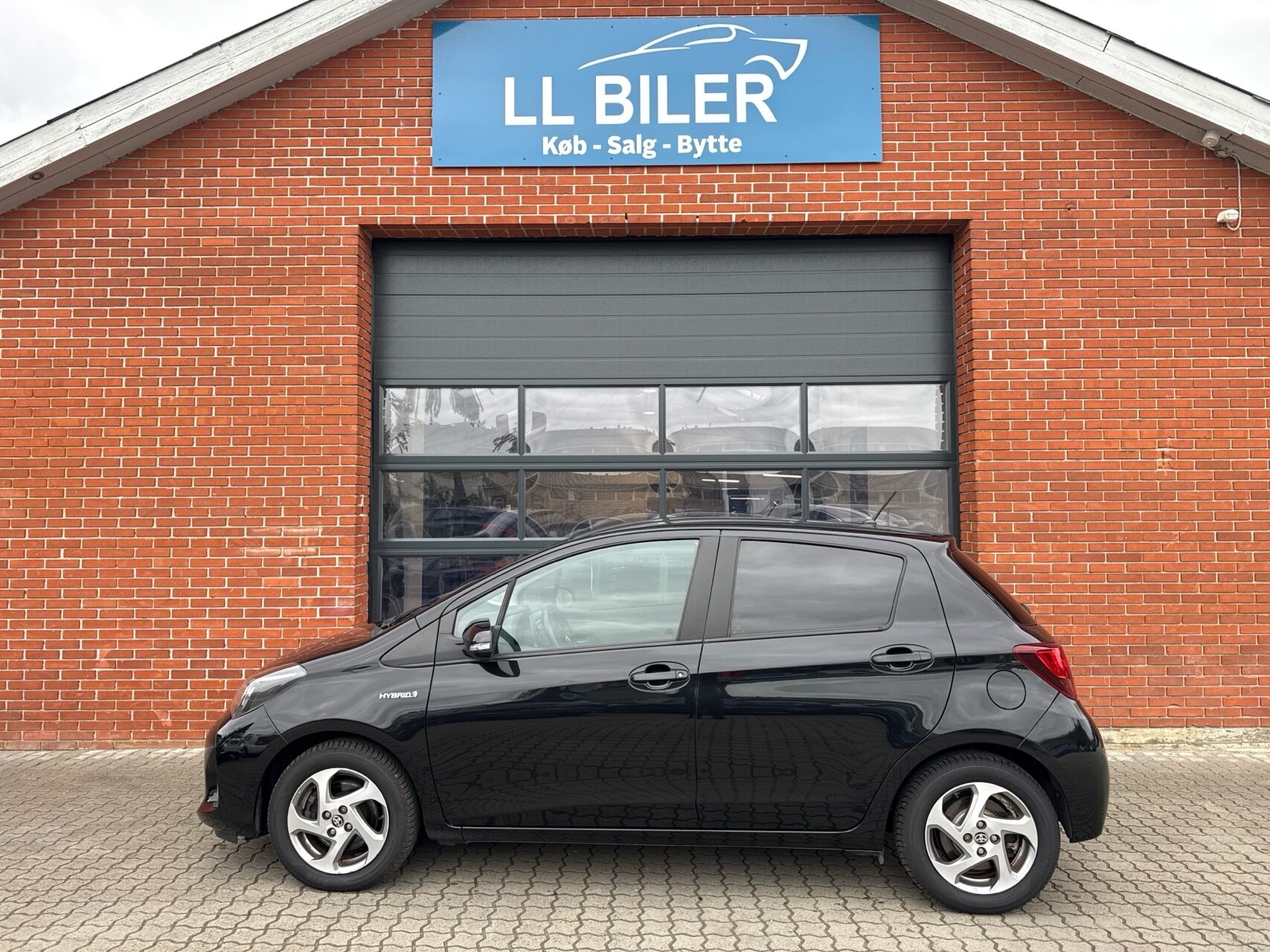 Billede af Toyota Yaris 1,5 Hybrid H2 Premium E-CVT 100HK 5d Trinl. Gear