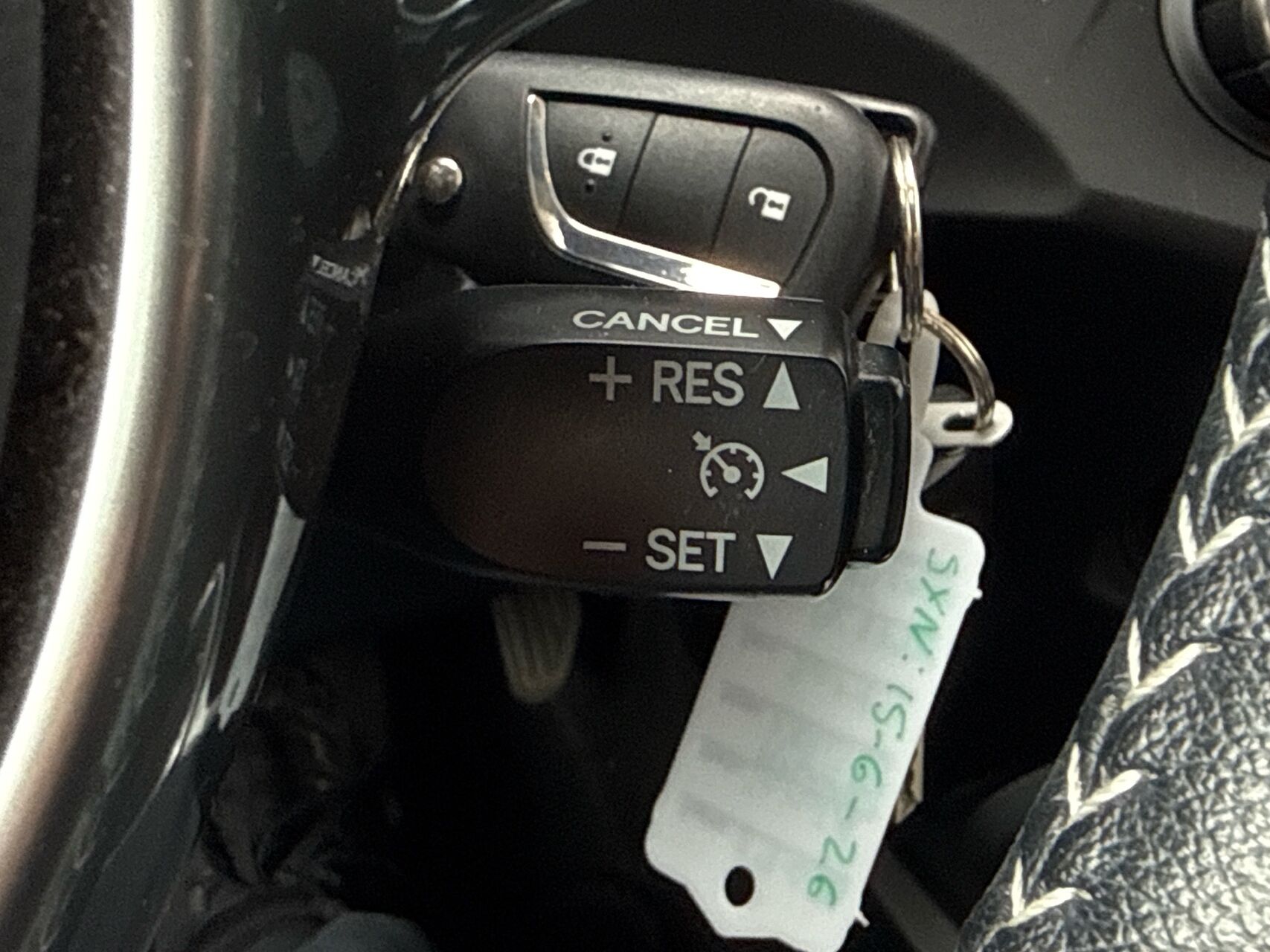 Billede af Toyota Yaris 1,5 Hybrid H2 Premium E-CVT 100HK 5d Trinl. Gear