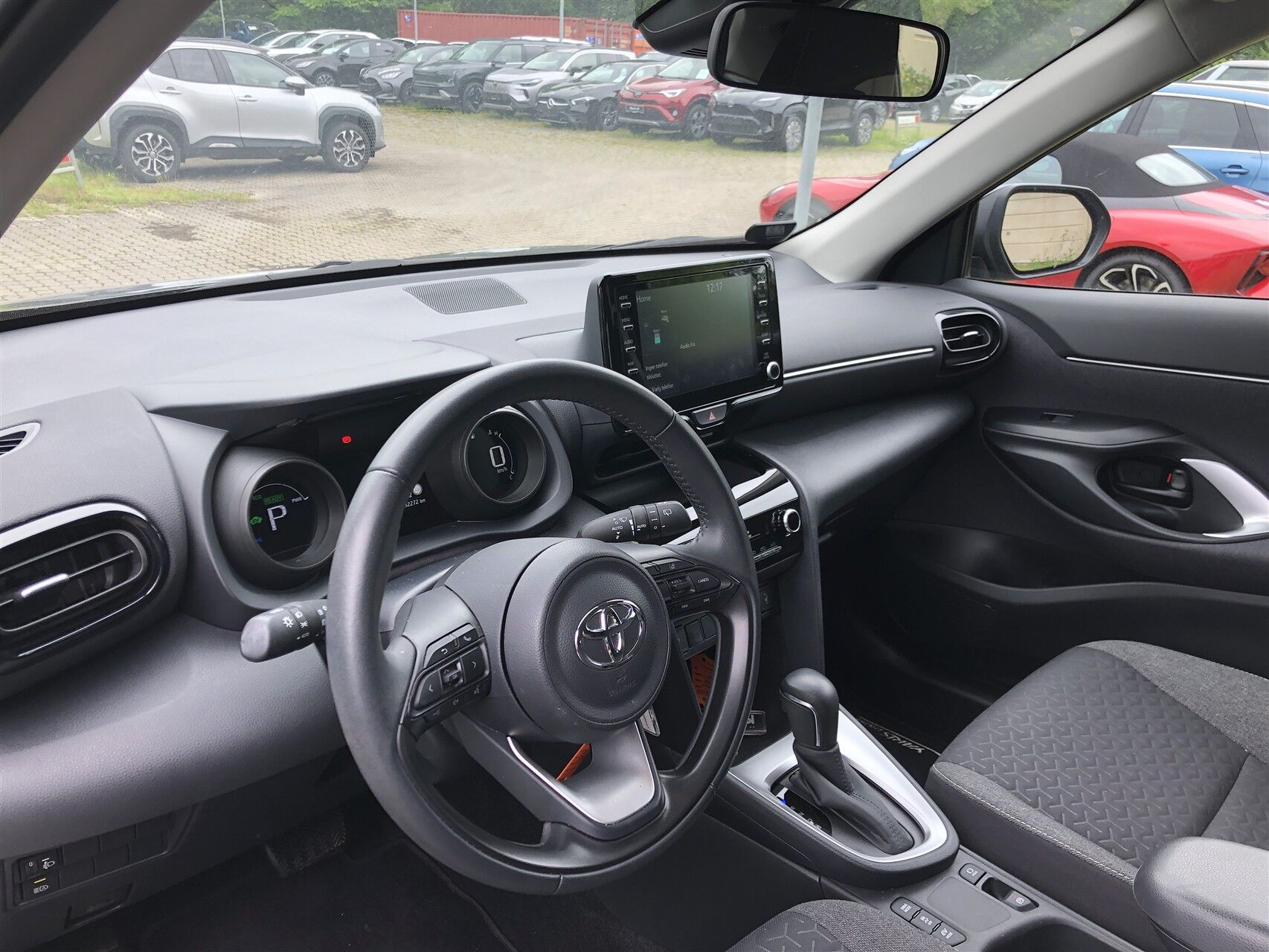 Billede af Toyota Yaris Cross 1,5 Hybrid Essential Comfort 116HK 5d Trinl. Gear