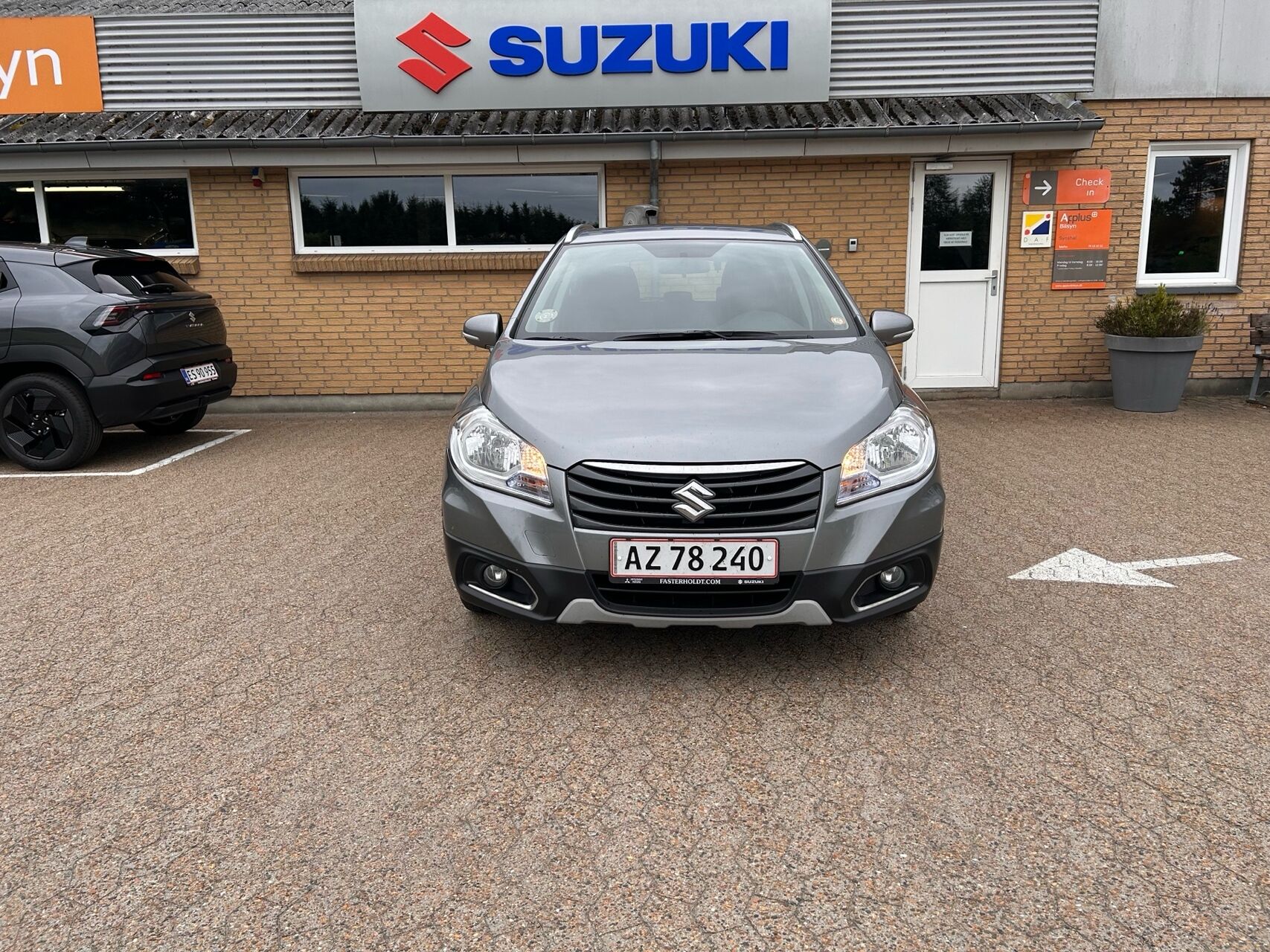 Billede af Suzuki S-Cross 1,6 16V Active Edition 120HK 5d