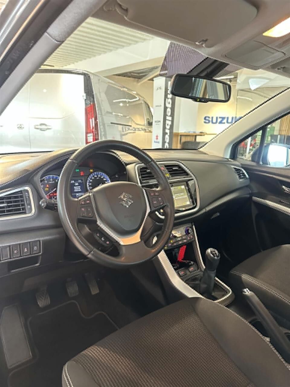 Billede af Suzuki S-Cross 1,0 Boosterjet Active 112HK 5d