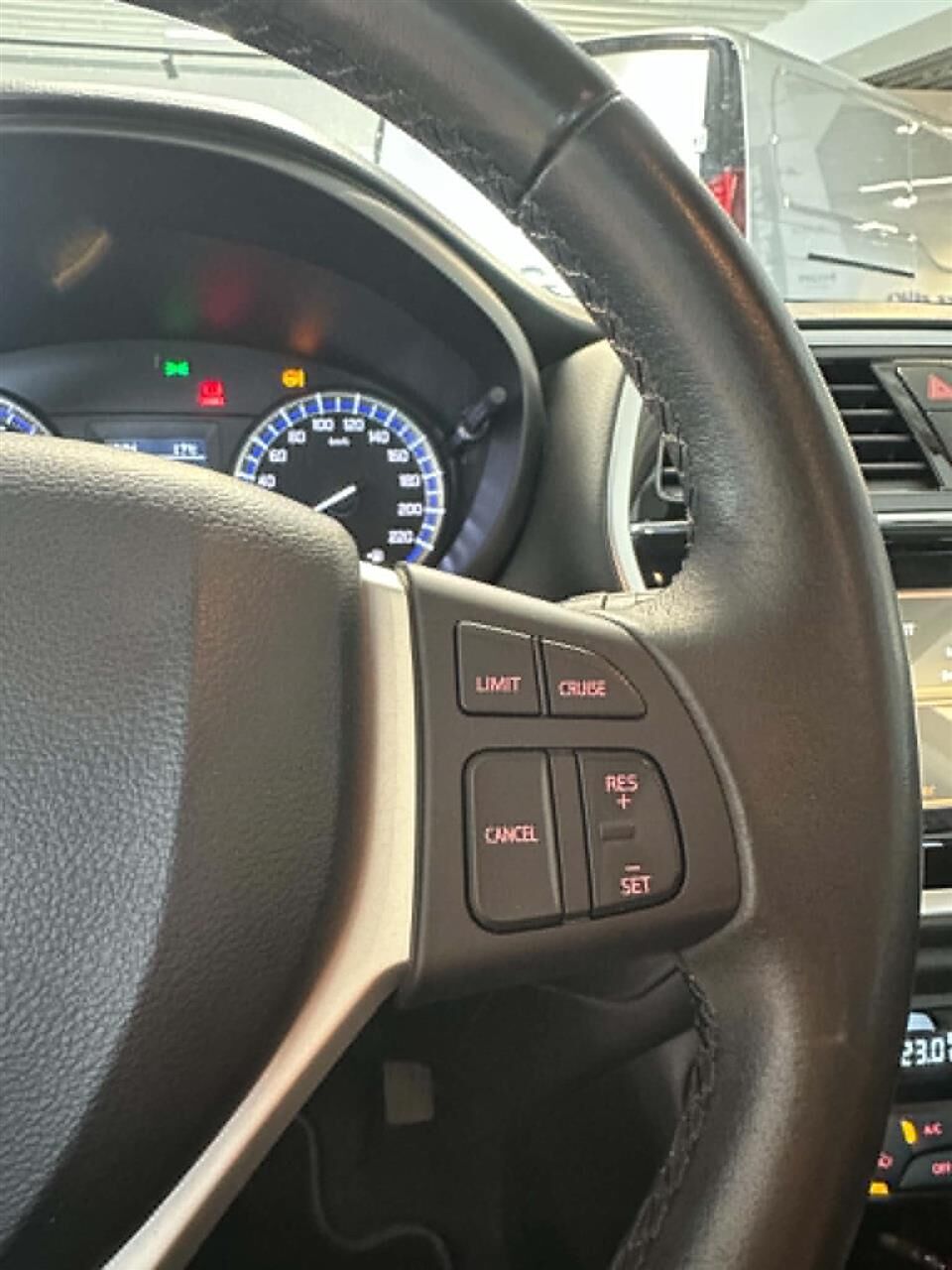 Billede af Suzuki S-Cross 1,0 Boosterjet Active 112HK 5d