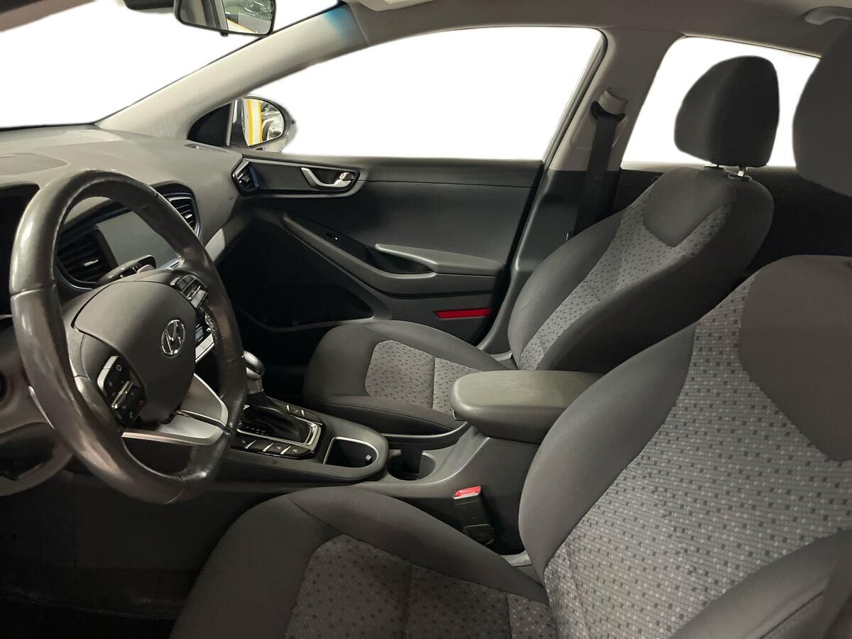 Billede af Hyundai Ioniq 1,6 GDI  Plugin-hybrid Trend plug-in 141HK 5d 6g Aut.