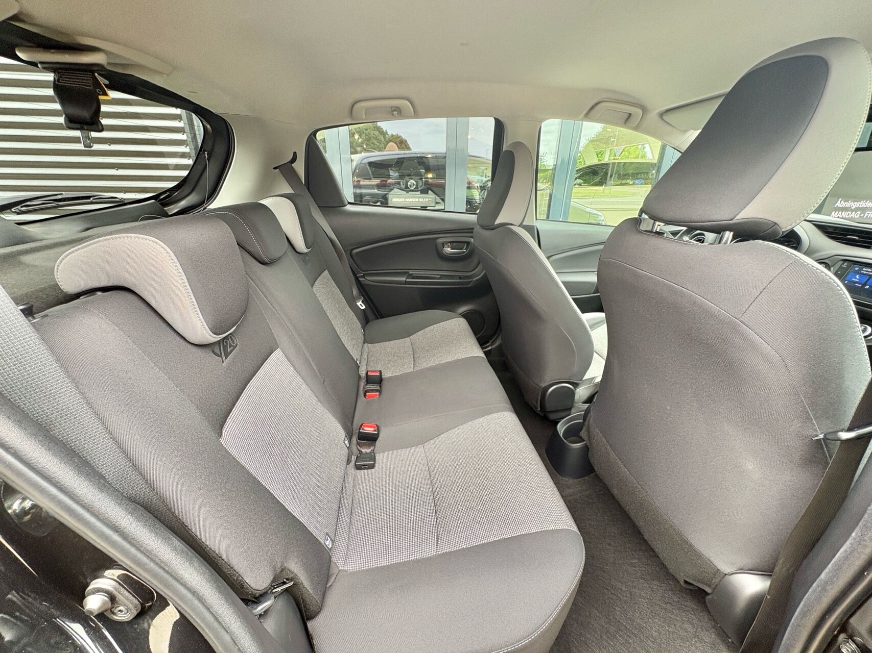 Billede af Toyota Yaris 1,5 VVT-I T3 Designpakke 111HK 5d 6g