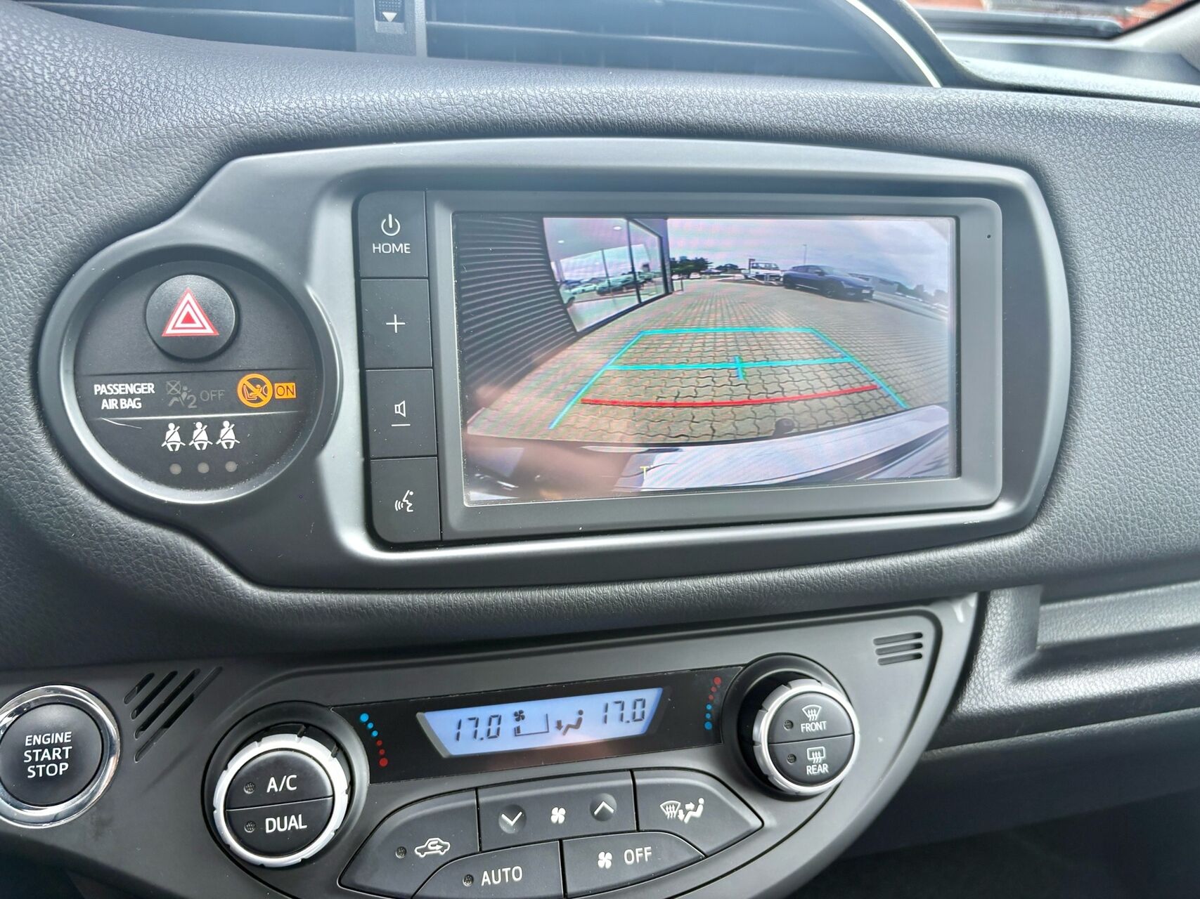 Billede af Toyota Yaris 1,5 VVT-I T3 Designpakke 111HK 5d 6g