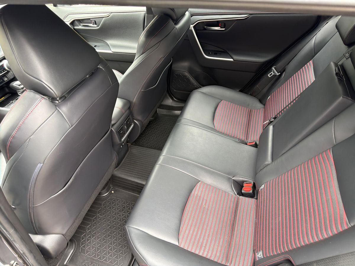 Billede af Toyota RAV4 Plug-in 2,5 Plugin-hybrid H3 Premium AWD 306HK 5d 6g Aut.