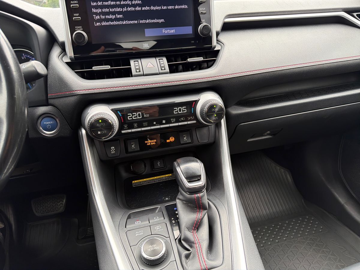 Billede af Toyota RAV4 Plug-in 2,5 Plugin-hybrid H3 Premium AWD 306HK 5d 6g Aut.