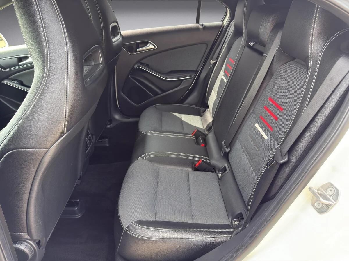 Billede af Mercedes-Benz A200 1,6 Final Edition AMG Line 7G-DCT 156HK 5d 7g Aut.