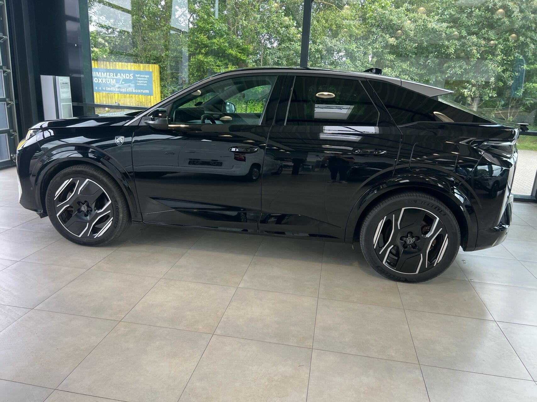 Billede af Peugeot e-3008 EL GT Pack 210HK 5d Aut.