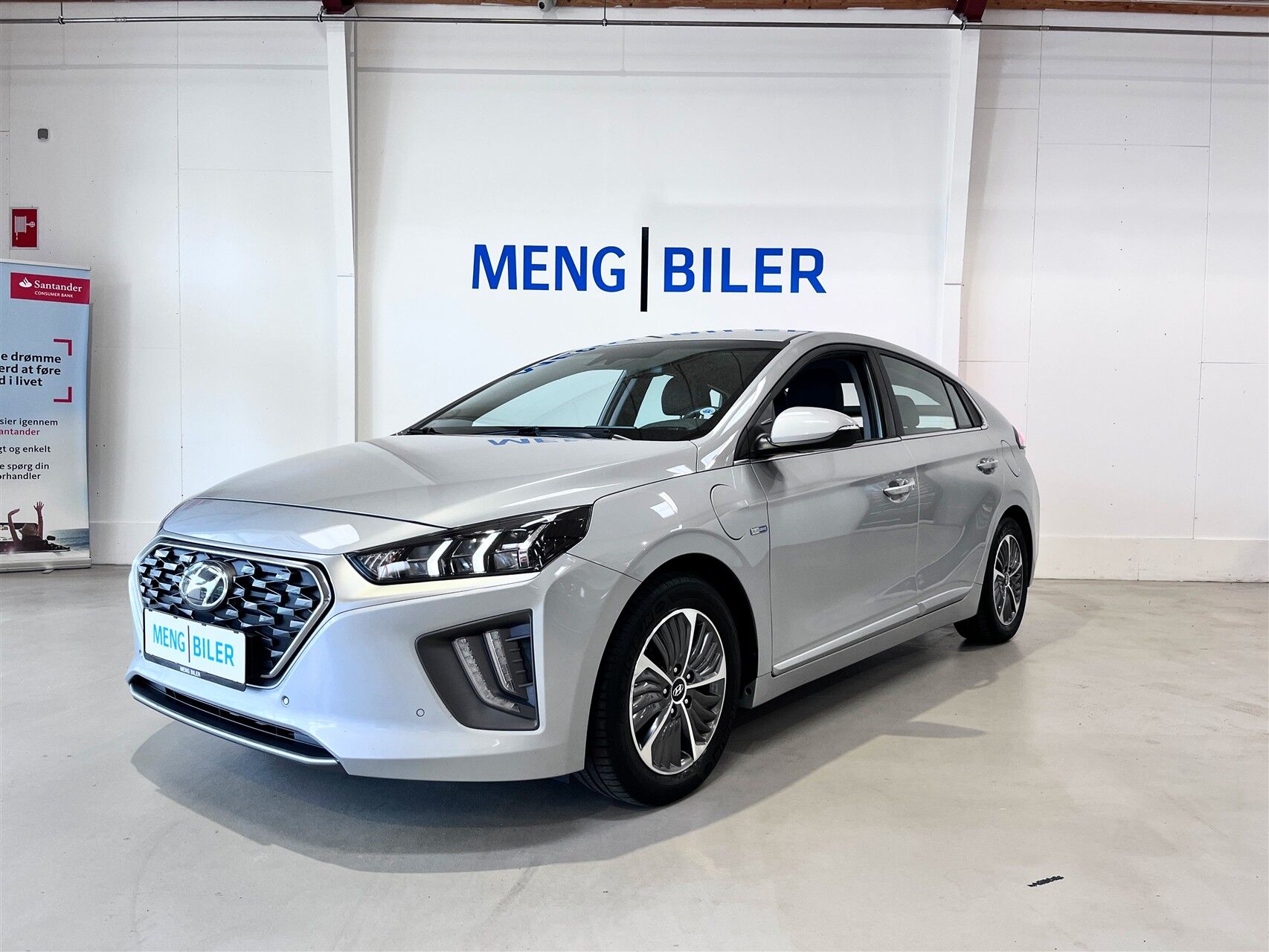 Billede af Hyundai Ioniq 1,6 GDI  Plugin-hybrid Premium plug-in 141HK 5d 6g Aut.