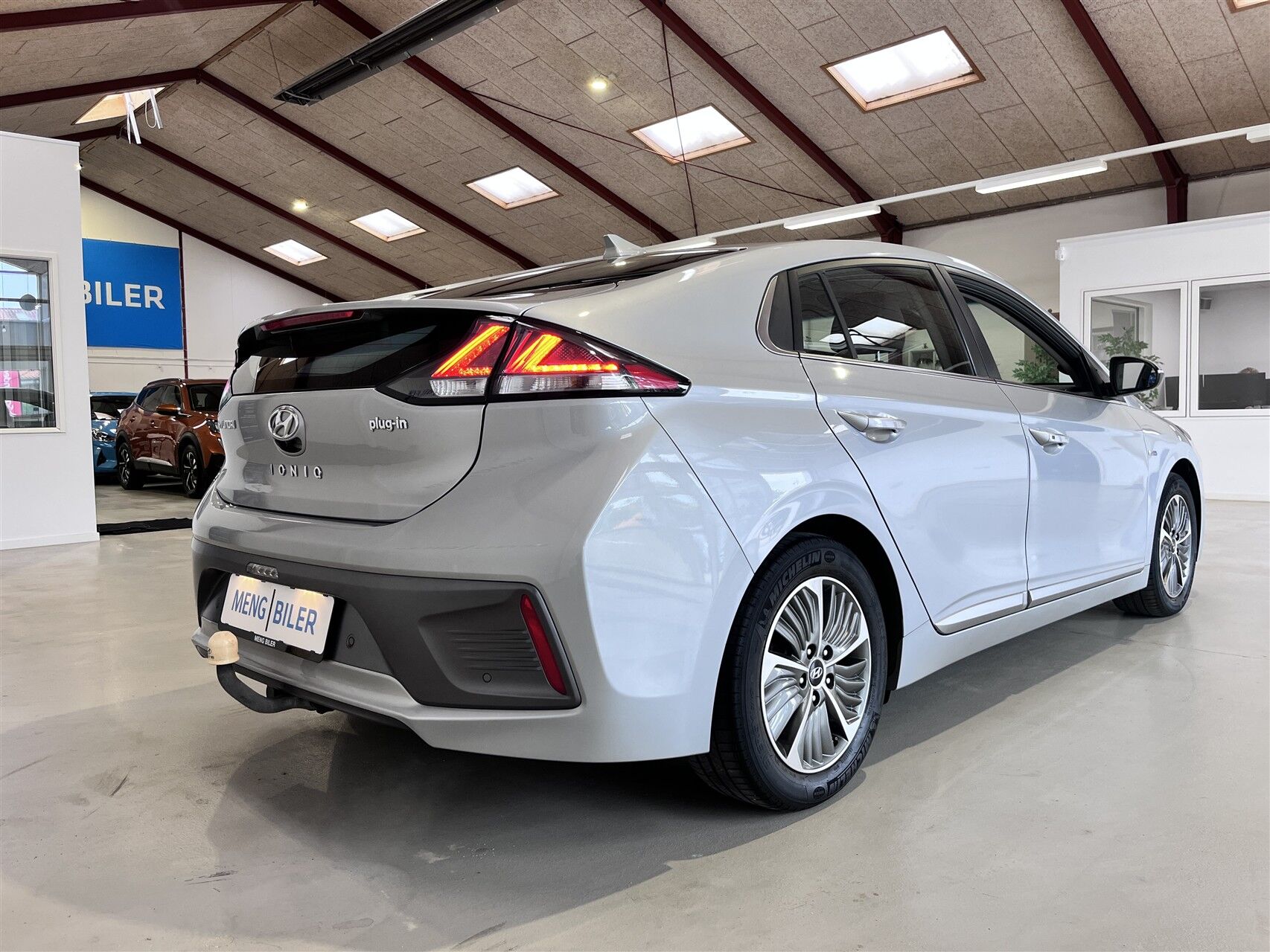 Billede af Hyundai Ioniq 1,6 GDI  Plugin-hybrid Premium plug-in 141HK 5d 6g Aut.
