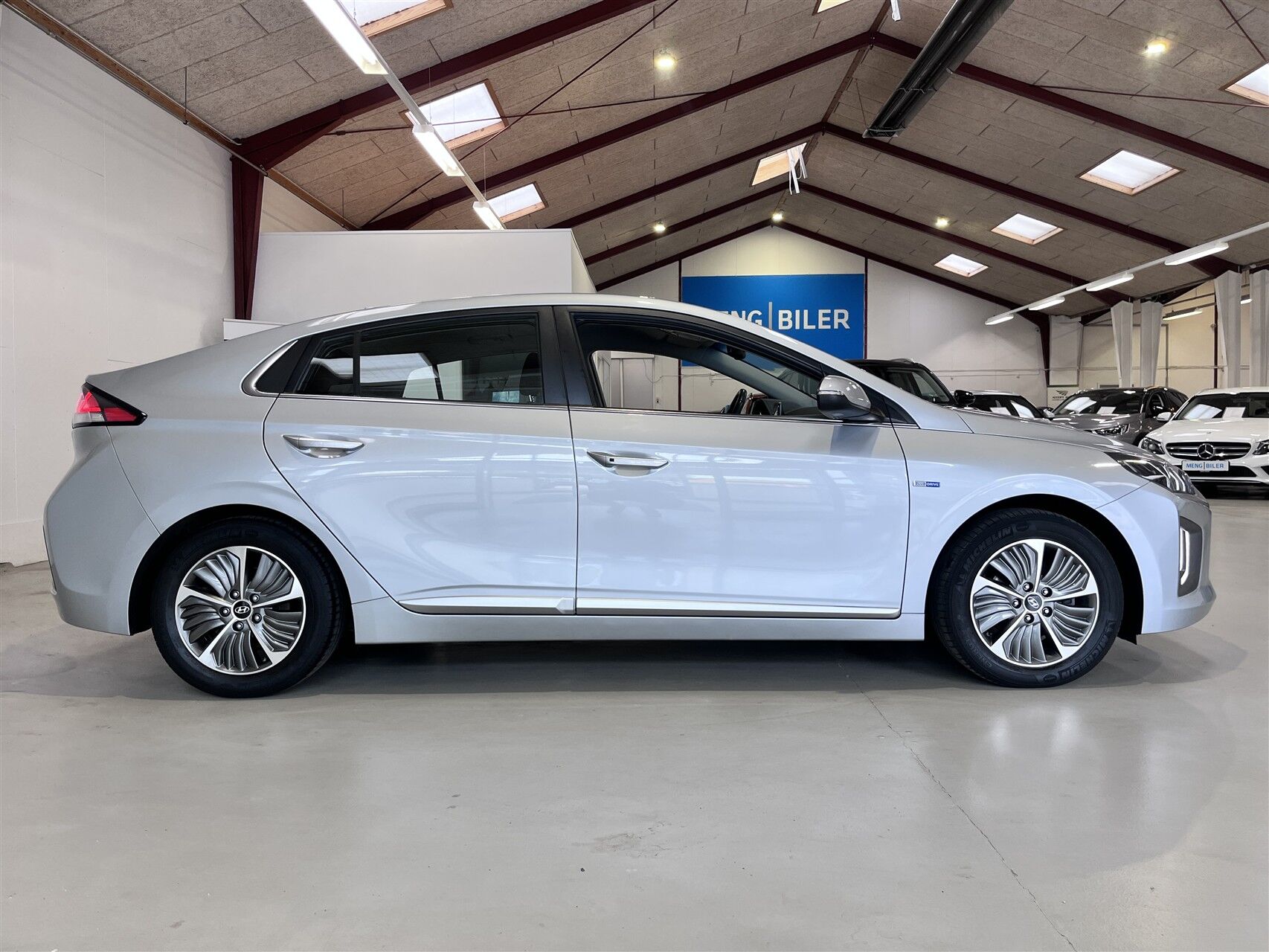 Billede af Hyundai Ioniq 1,6 GDI  Plugin-hybrid Premium plug-in 141HK 5d 6g Aut.
