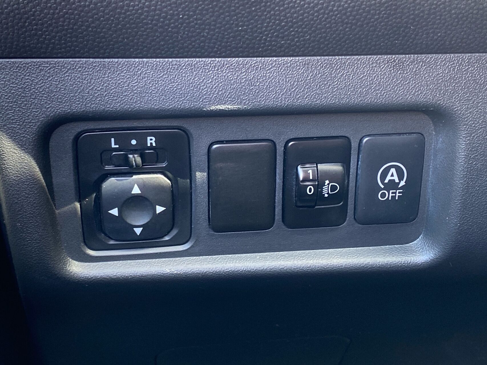 Billede af Mitsubishi Space Star 1,2 Inbeat 80HK 5d