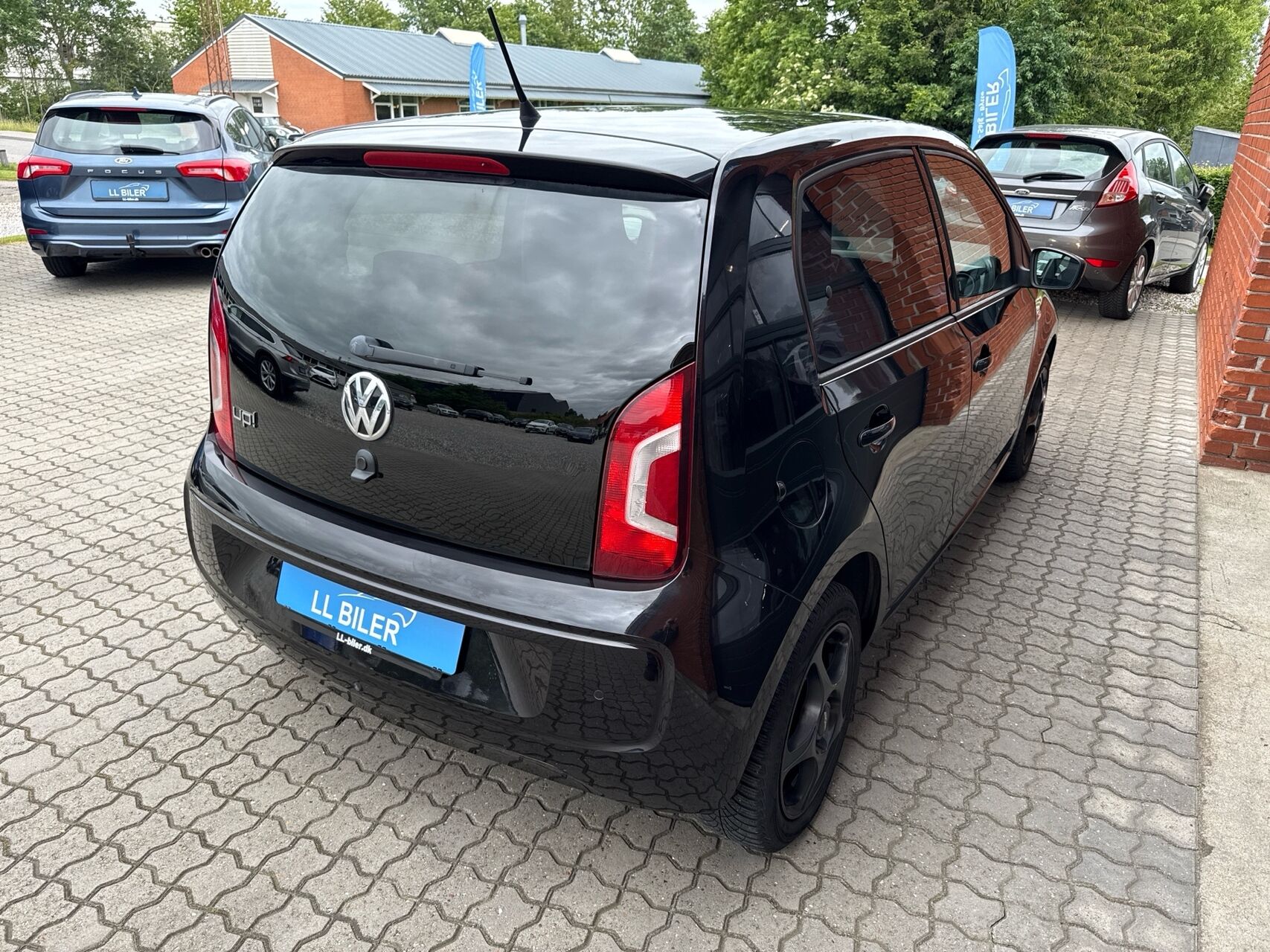 Billede af VW up 1,0 MPI High ASG 75HK 5d Aut.