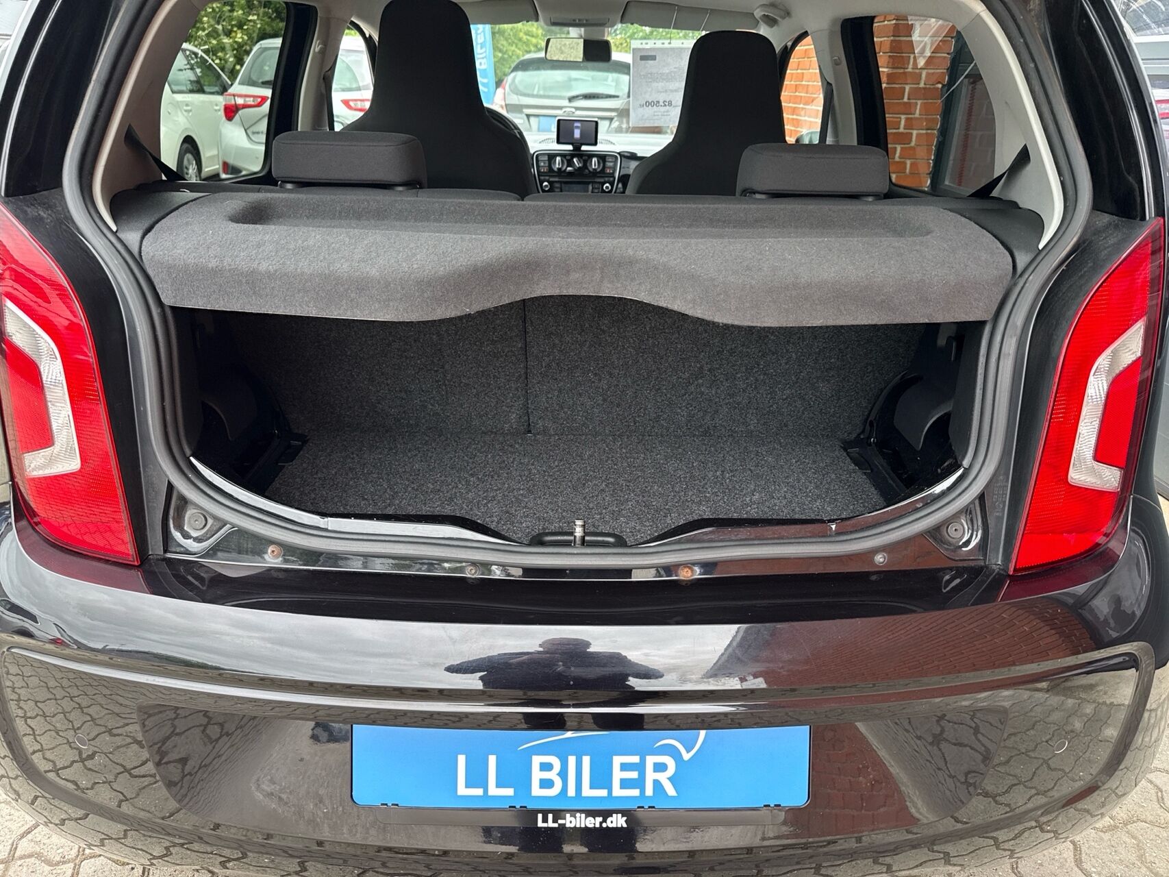 Billede af VW up 1,0 MPI High ASG 75HK 5d Aut.