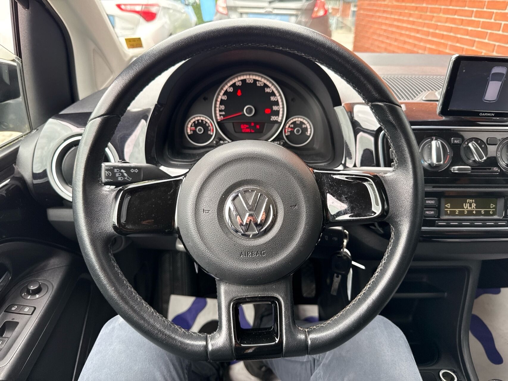 Billede af VW up 1,0 MPI High ASG 75HK 5d Aut.