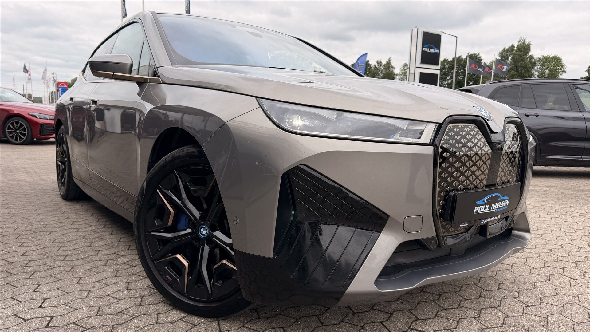 Billede af BMW iX 40 Fully Charged Sport XDrive 326HK 5d Aut. 