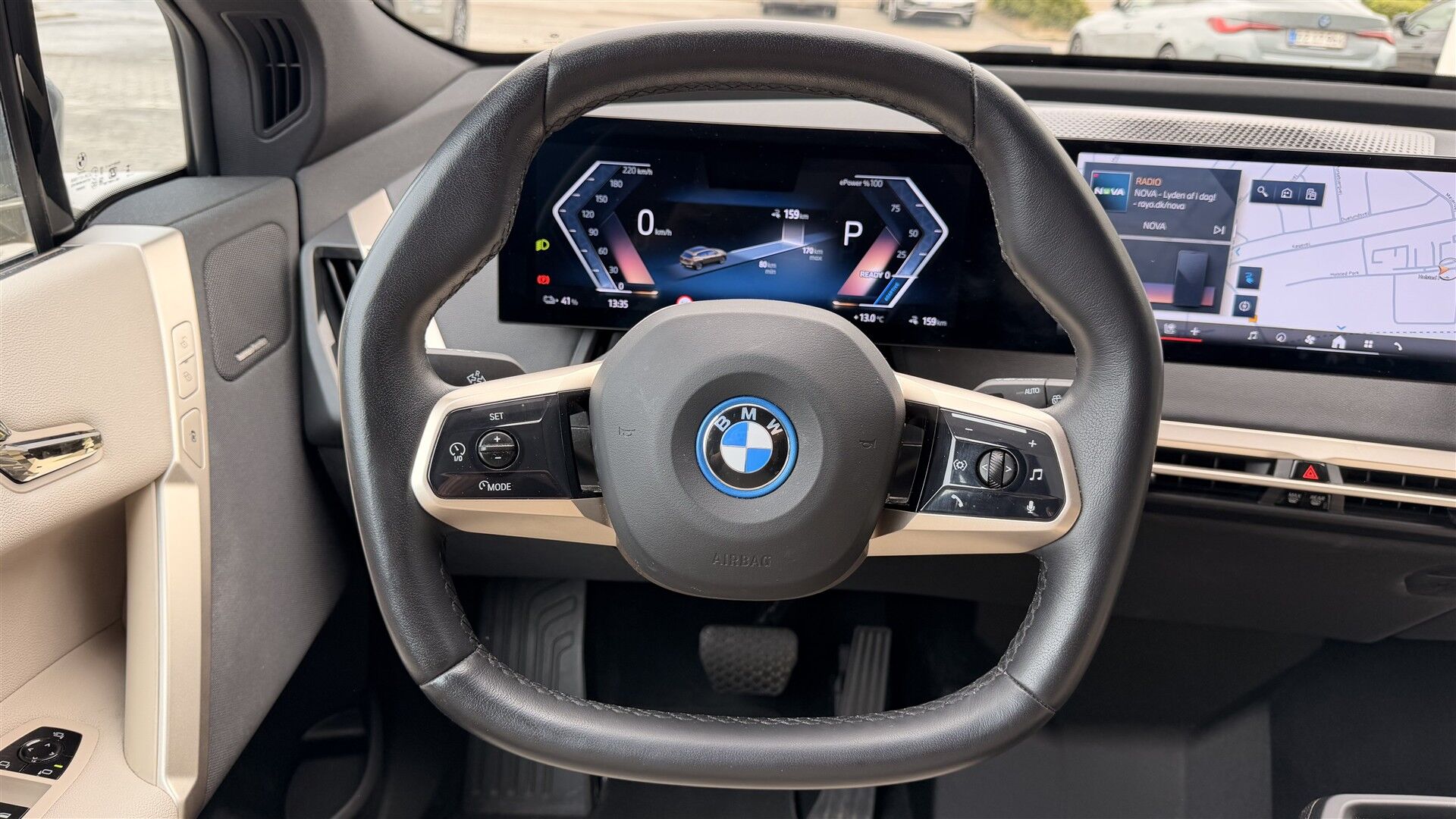 Billede af BMW iX 40 Fully Charged Sport XDrive 326HK 5d Aut. 
