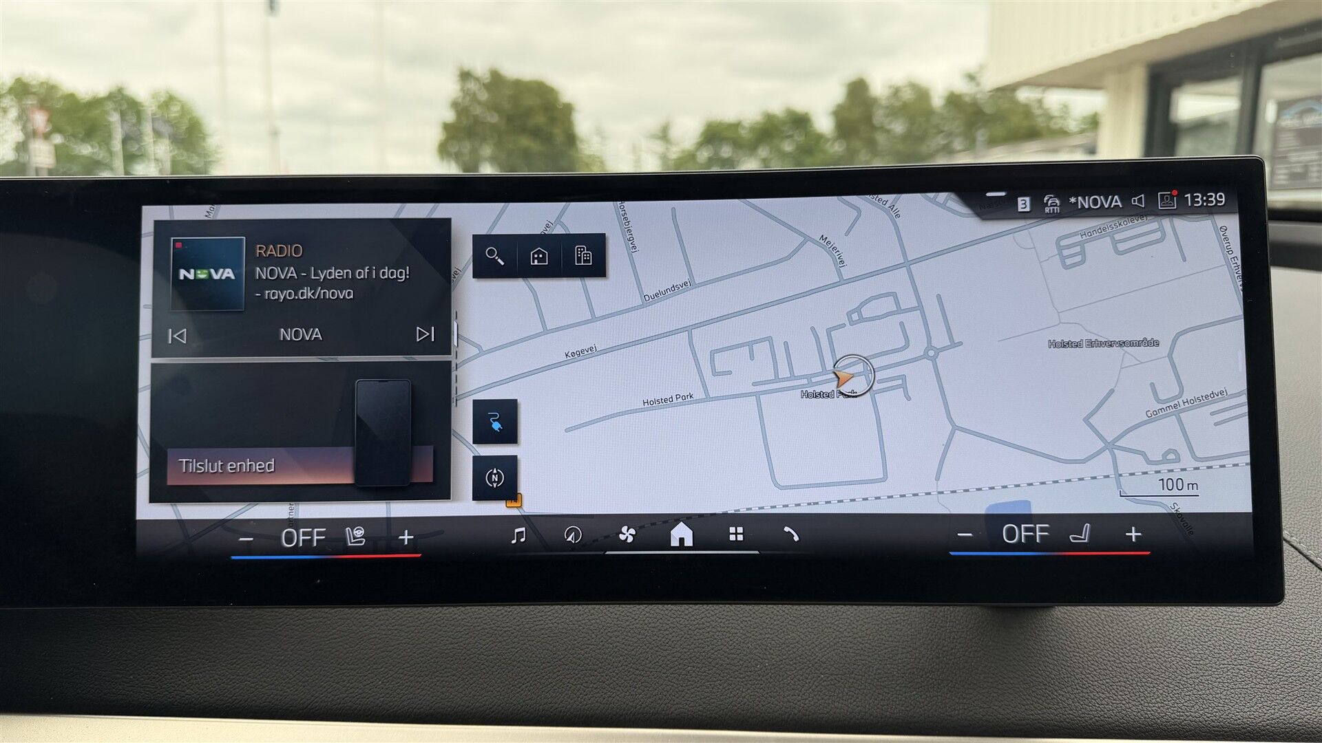 Billede af BMW iX 40 Fully Charged Sport XDrive 326HK 5d Aut. 