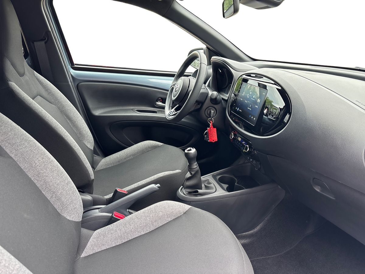 Billede af Toyota Aygo X 1,0 VVT-I Active 72HK 5d