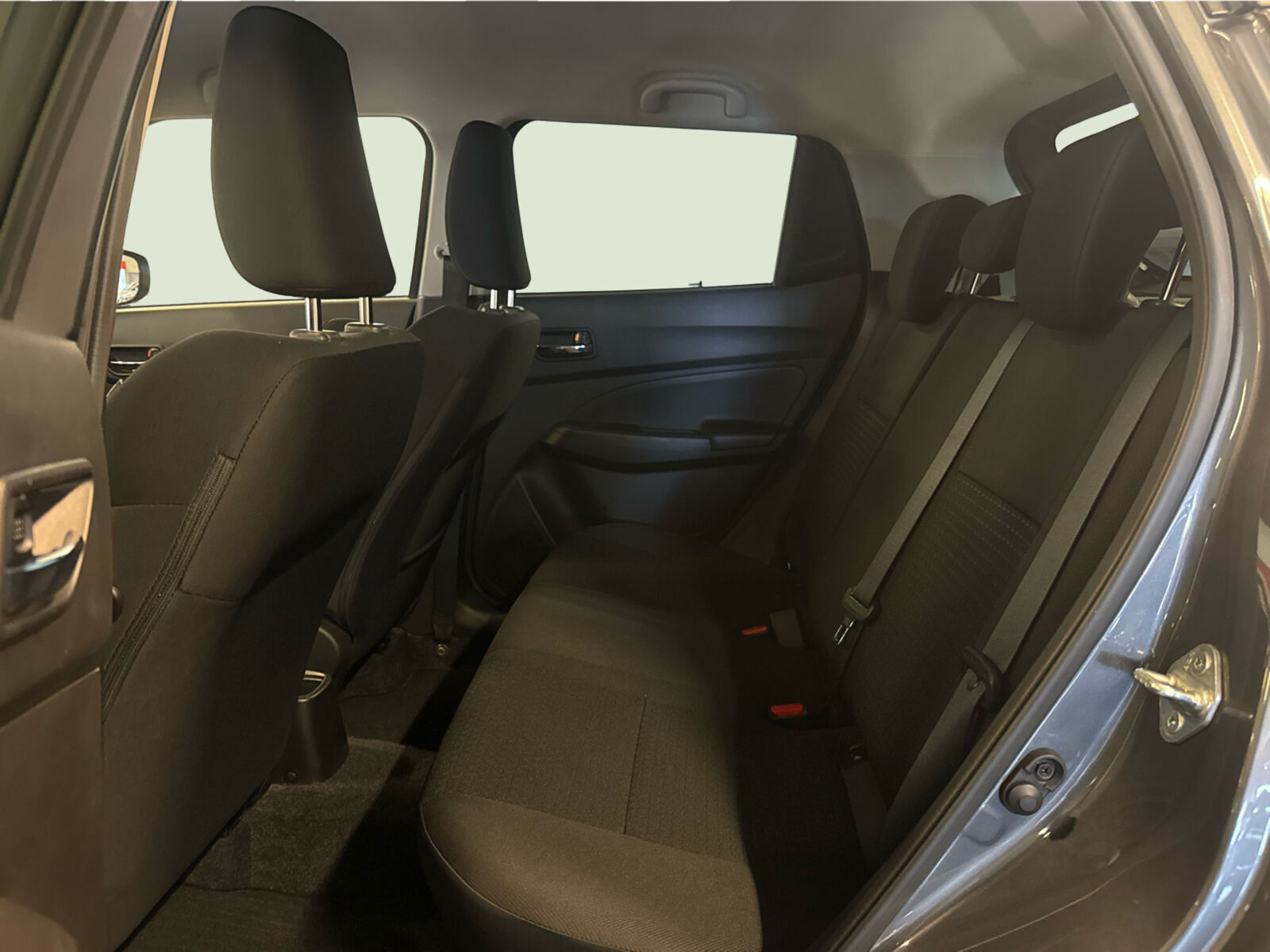 Billede af Suzuki Swift 1,2 Dualjet  Mild hybrid Exclusive AEB CVT 83HK 5d Trinl. Gear