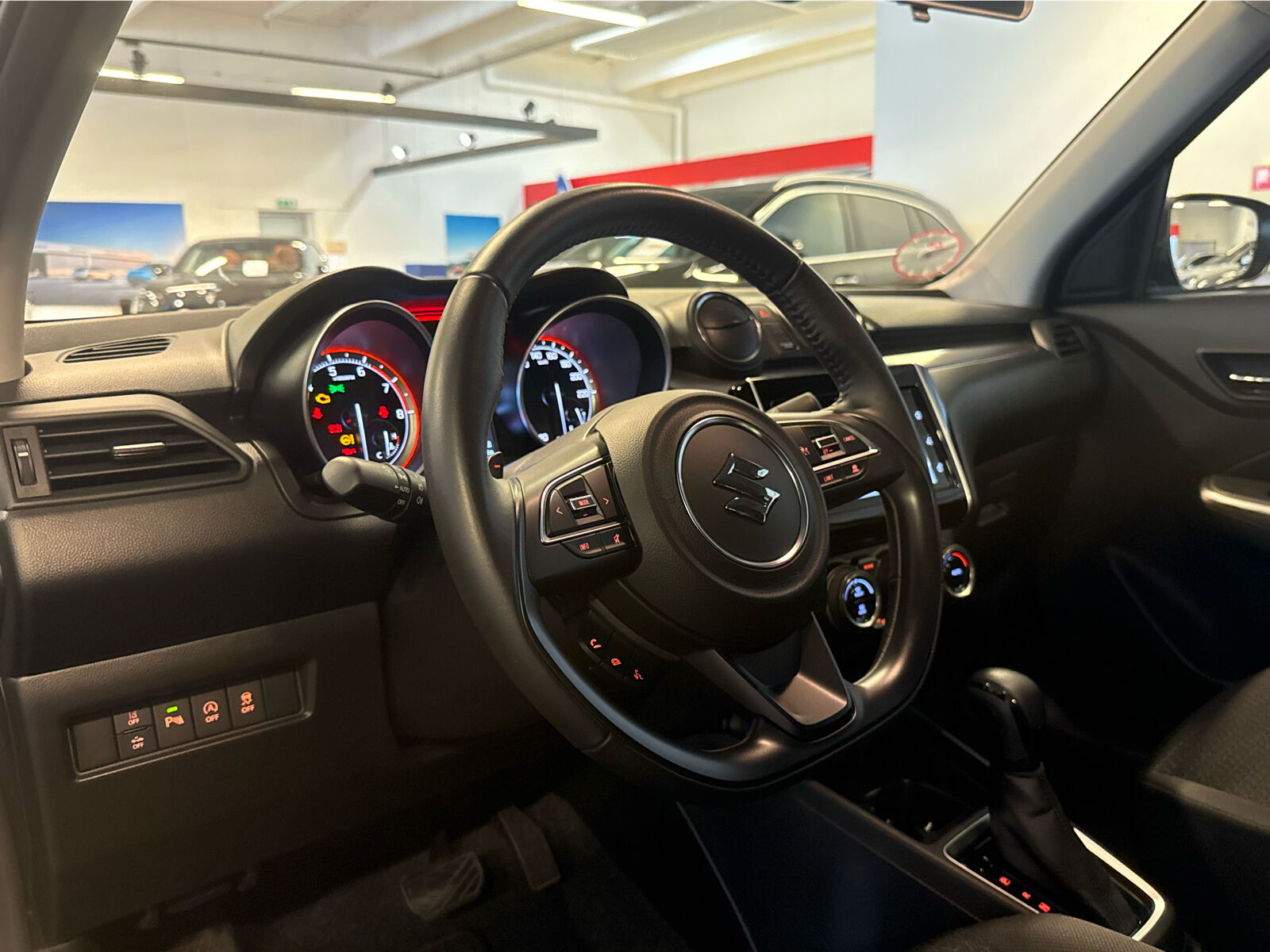 Billede af Suzuki Swift 1,2 Dualjet  Mild hybrid Exclusive AEB CVT 83HK 5d Trinl. Gear