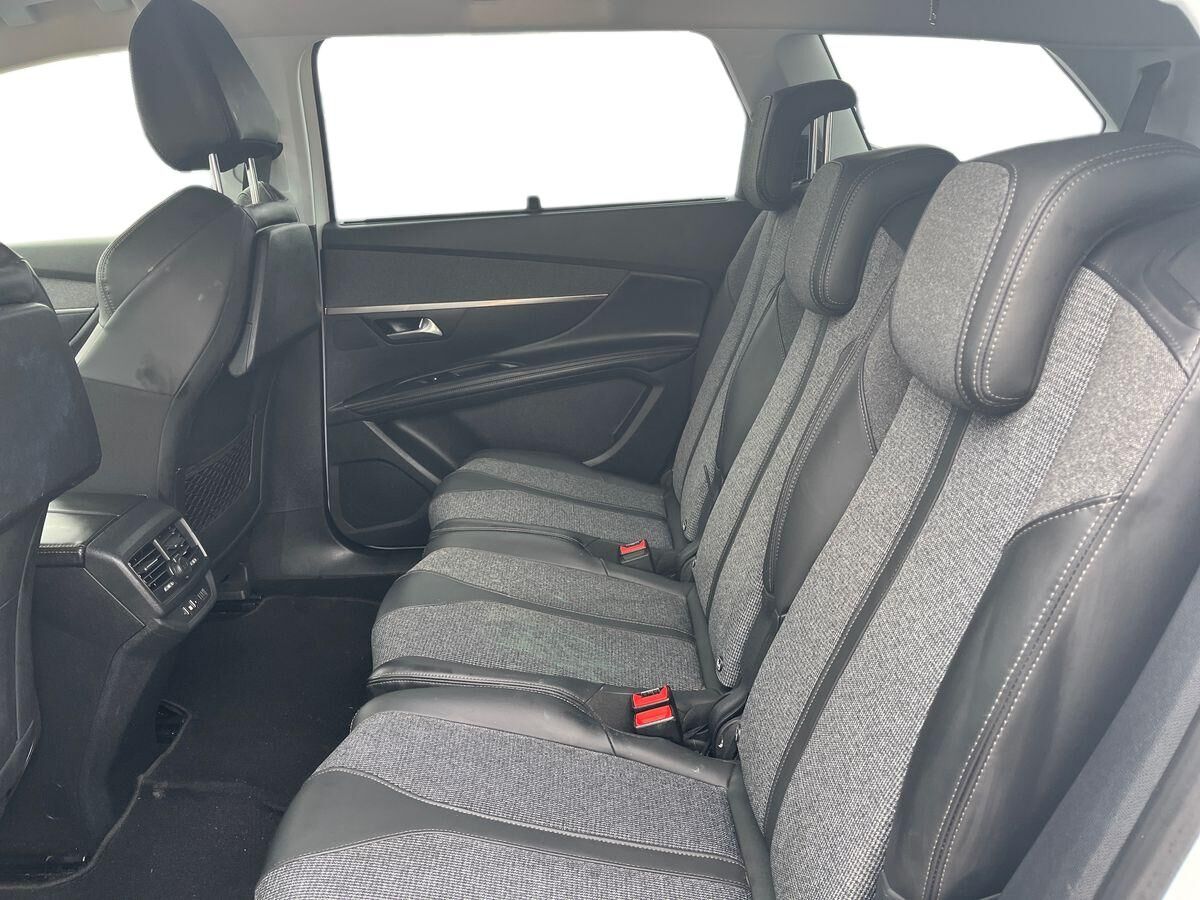 Billede af Peugeot 5008 1,2 e-THP Allure EAT6 130HK 5d 6g Aut.