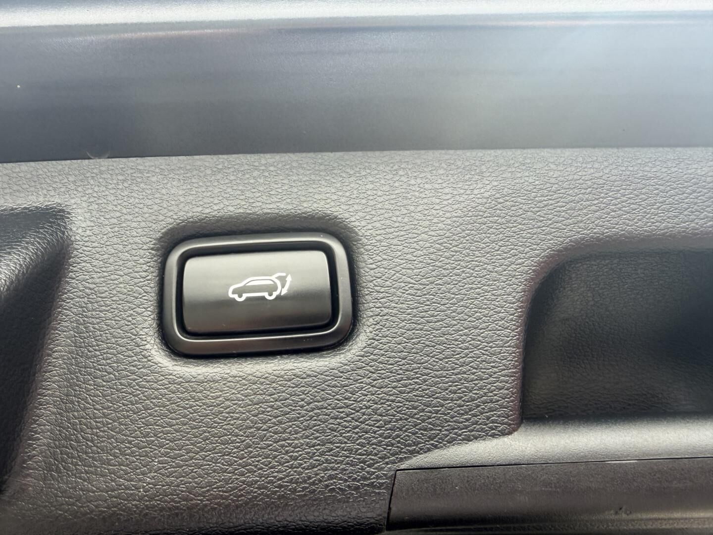 Billede af Kia Ceed SW 1,6 GDI PHEV  Plugin-hybrid Upgrade m/Plus DCT 141HK Stc 6g Aut.